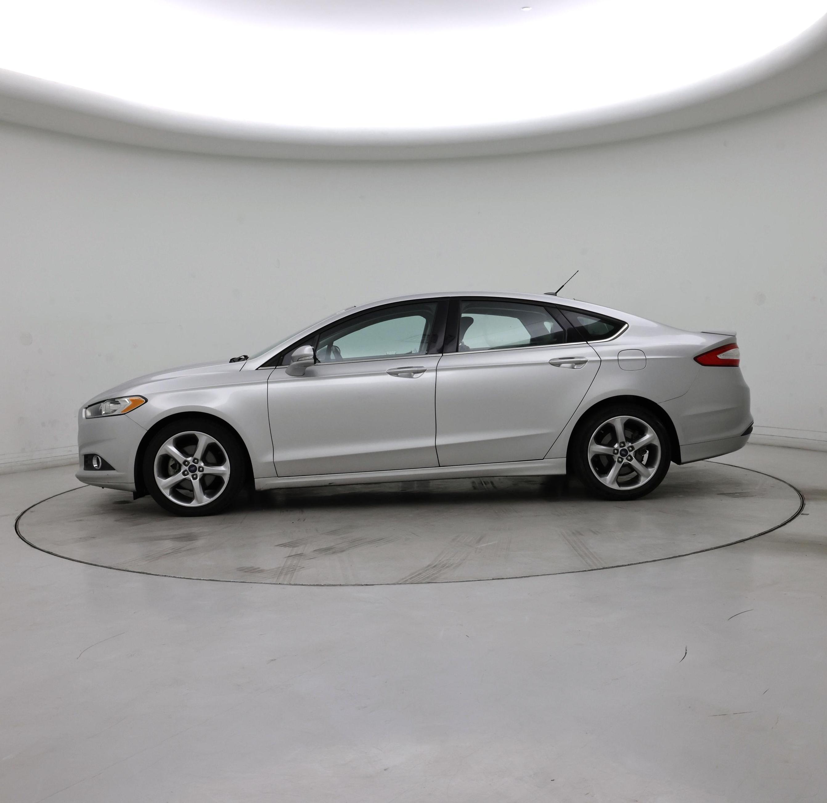 Thumbnail: 2014 Ford Fusion - 3