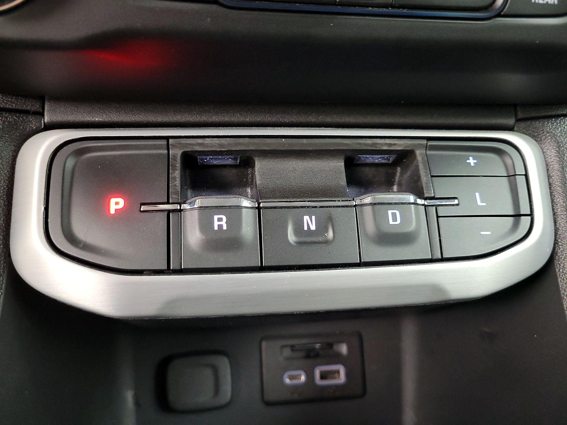 Thumbnail: 2023 GMC Acadia - 18