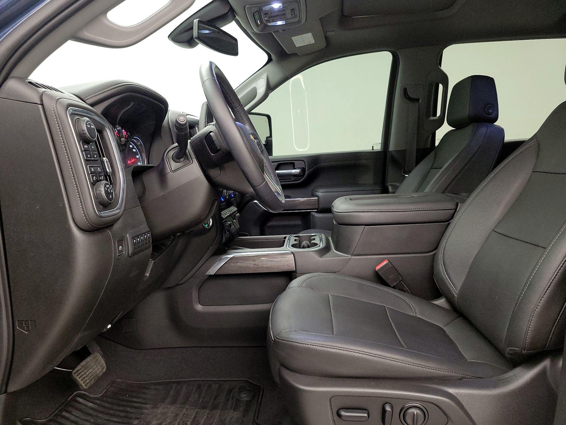 Thumbnail: 2022 Chevrolet Silverado 3500 - 11