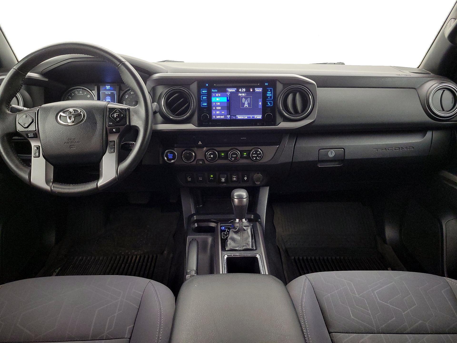 Thumbnail: 2019 Toyota Tacoma - 9