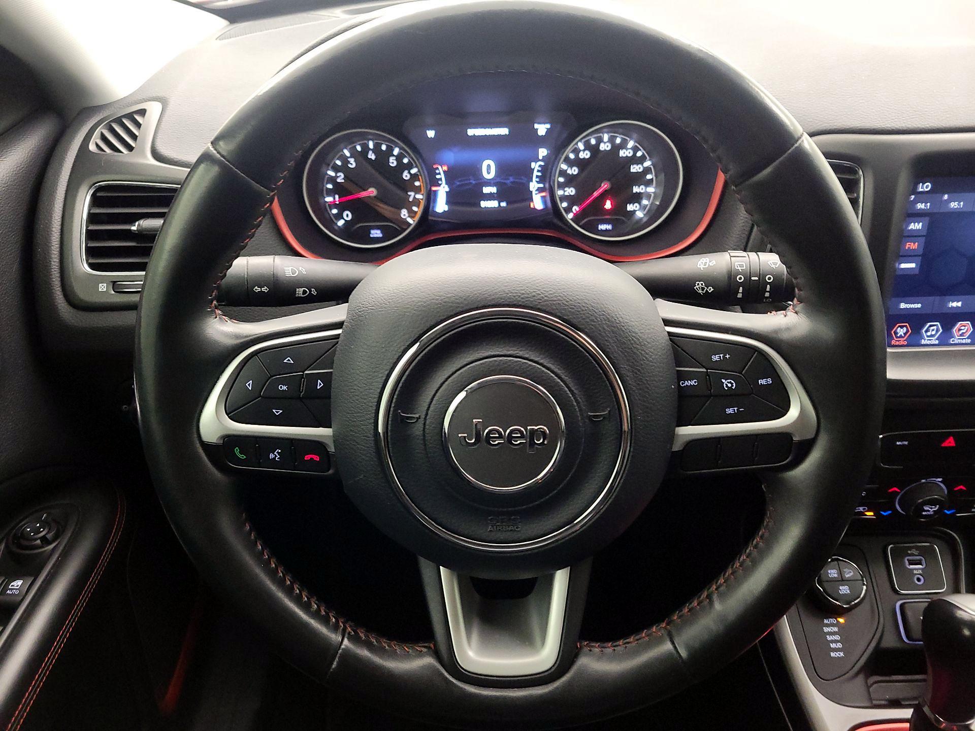 Thumbnail: 2018 Jeep Compass - 10