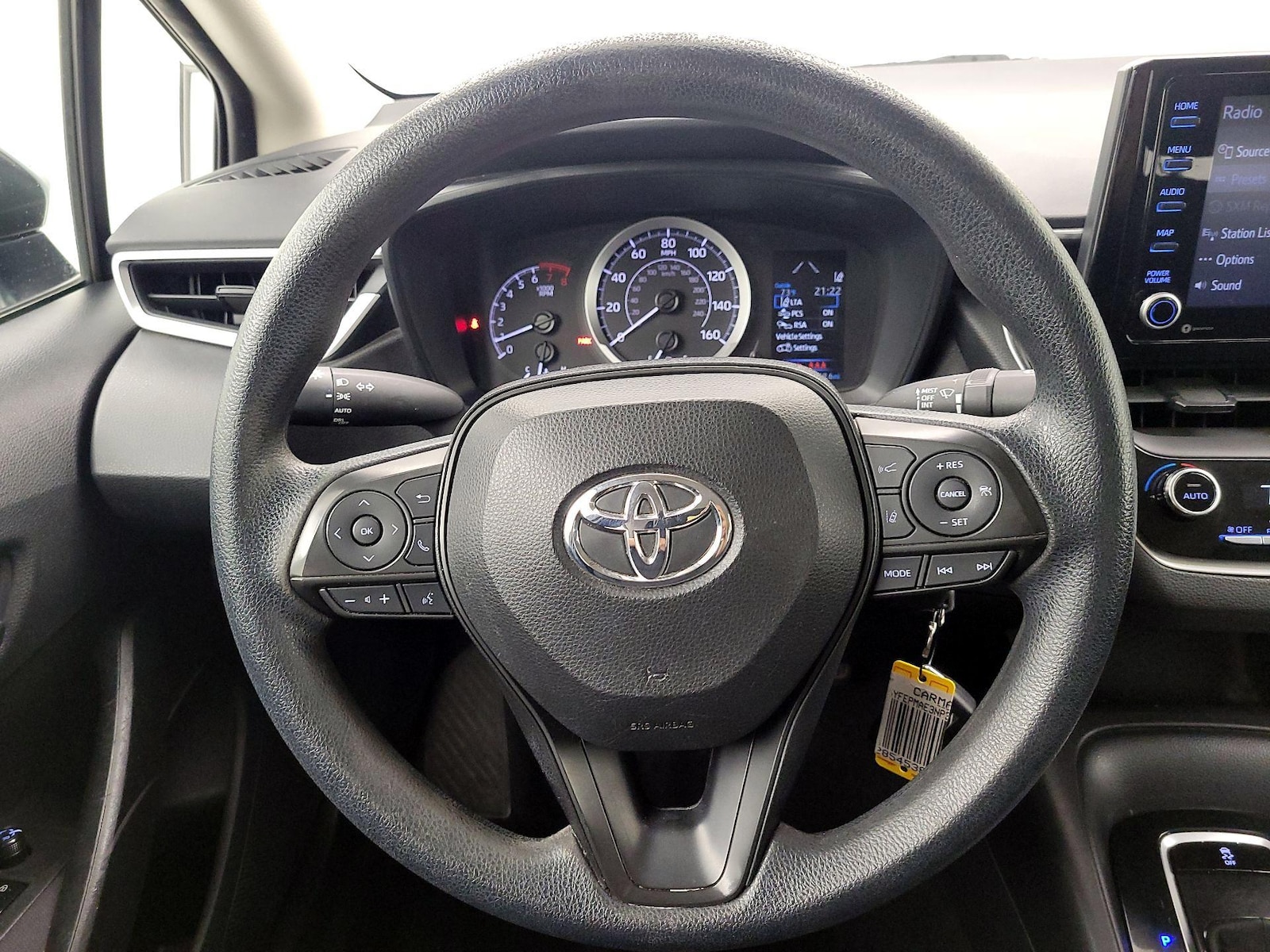 2022 Toyota Corolla LE - Photo 11