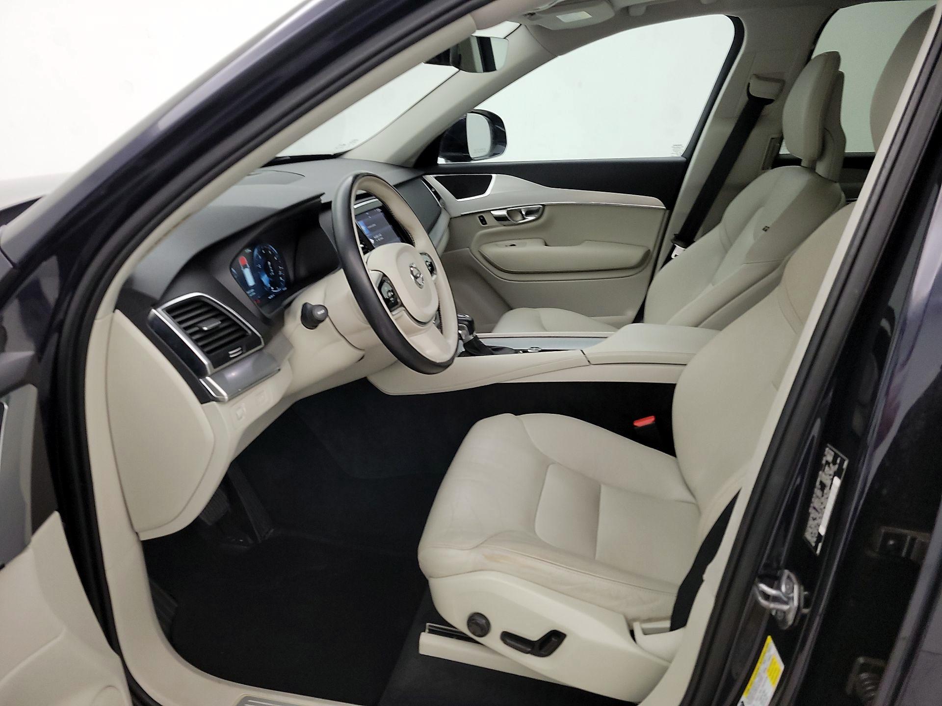 Thumbnail: 2016 Volvo XC90 - 11