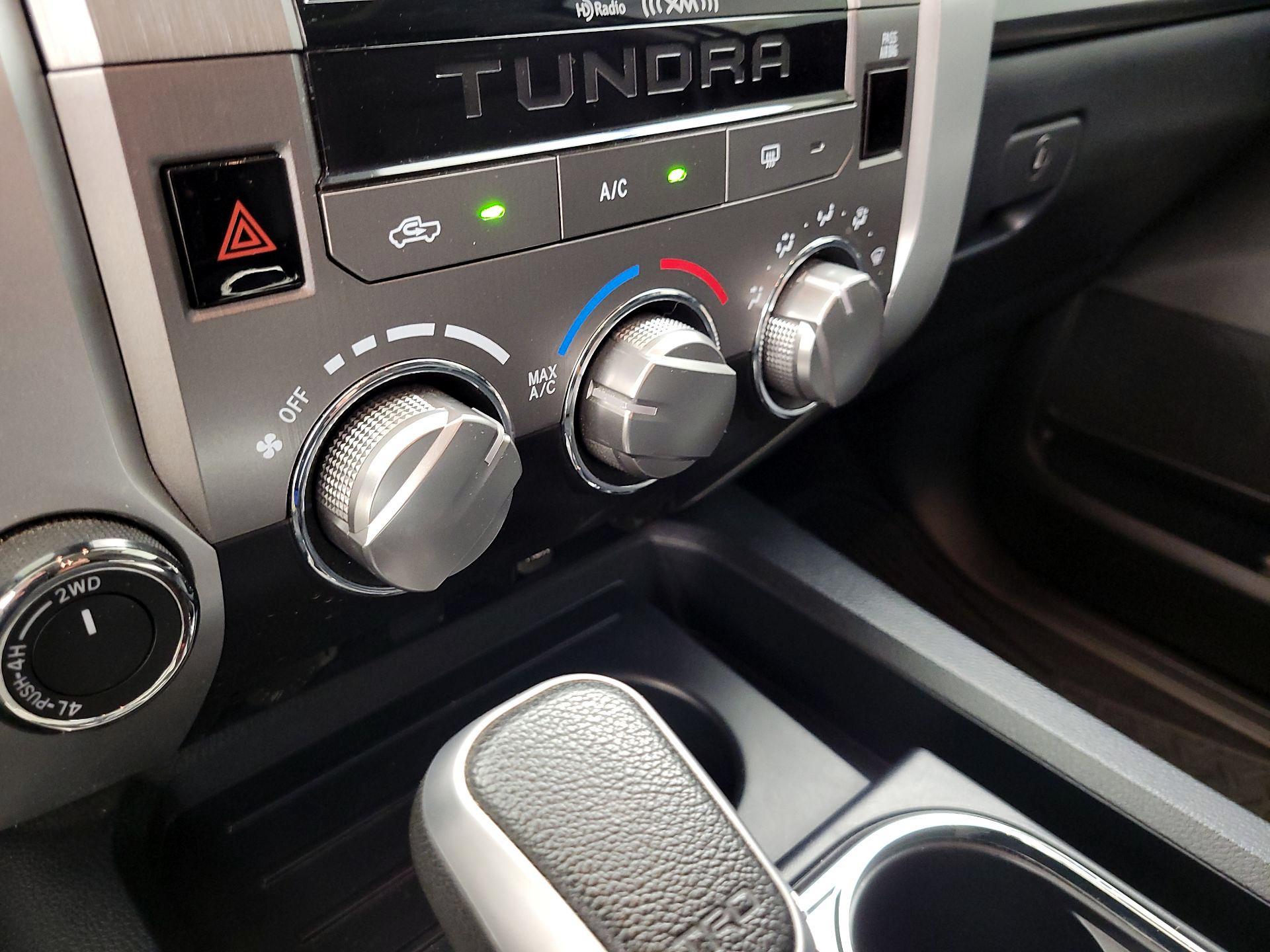 Thumbnail: 2019 Toyota Tundra - 17