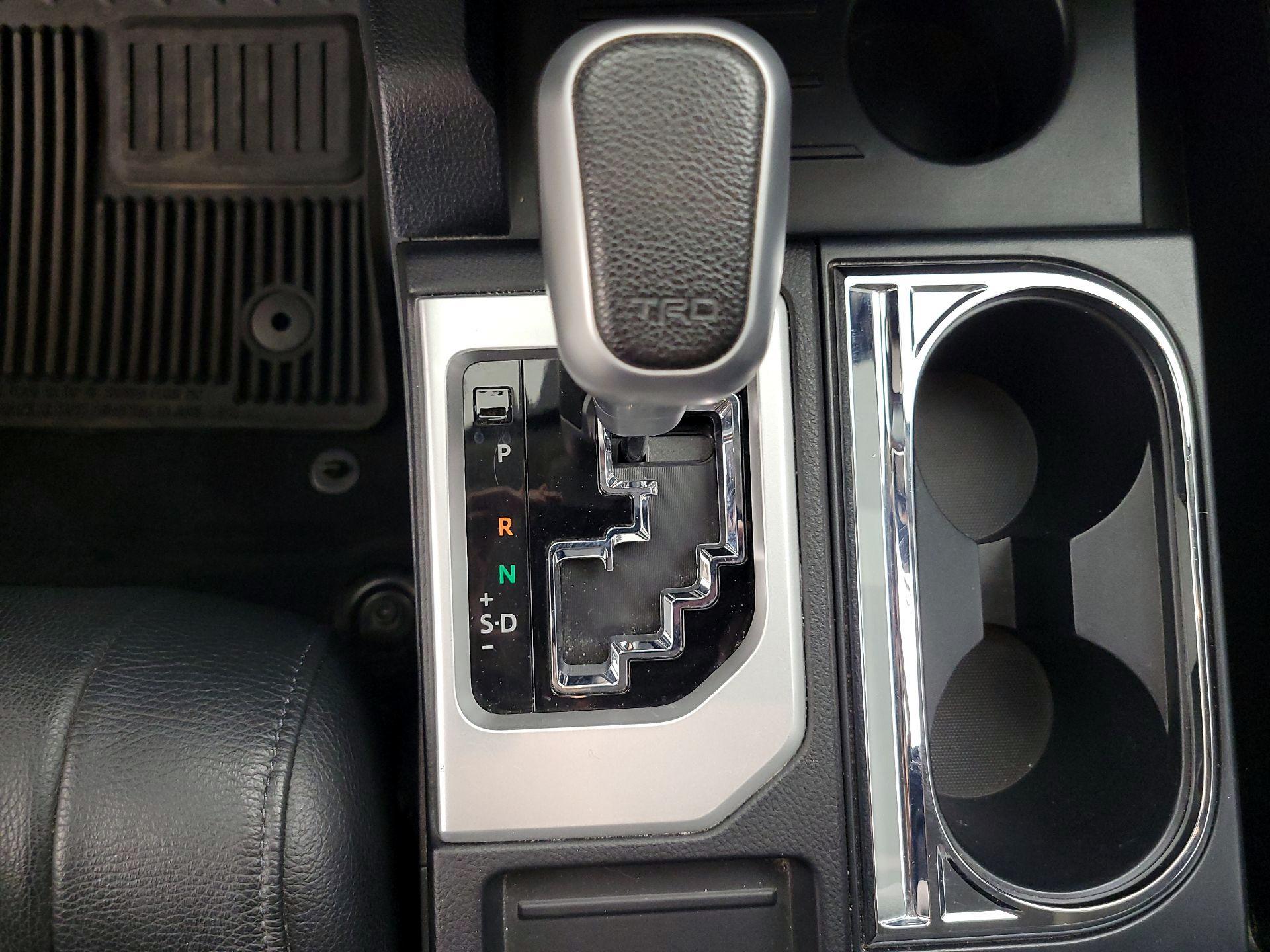 Thumbnail: 2019 Toyota Tundra - 18