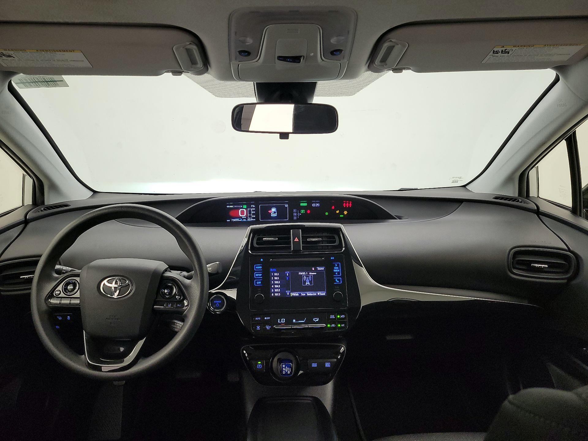 Thumbnail: 2019 Toyota Prius - 9