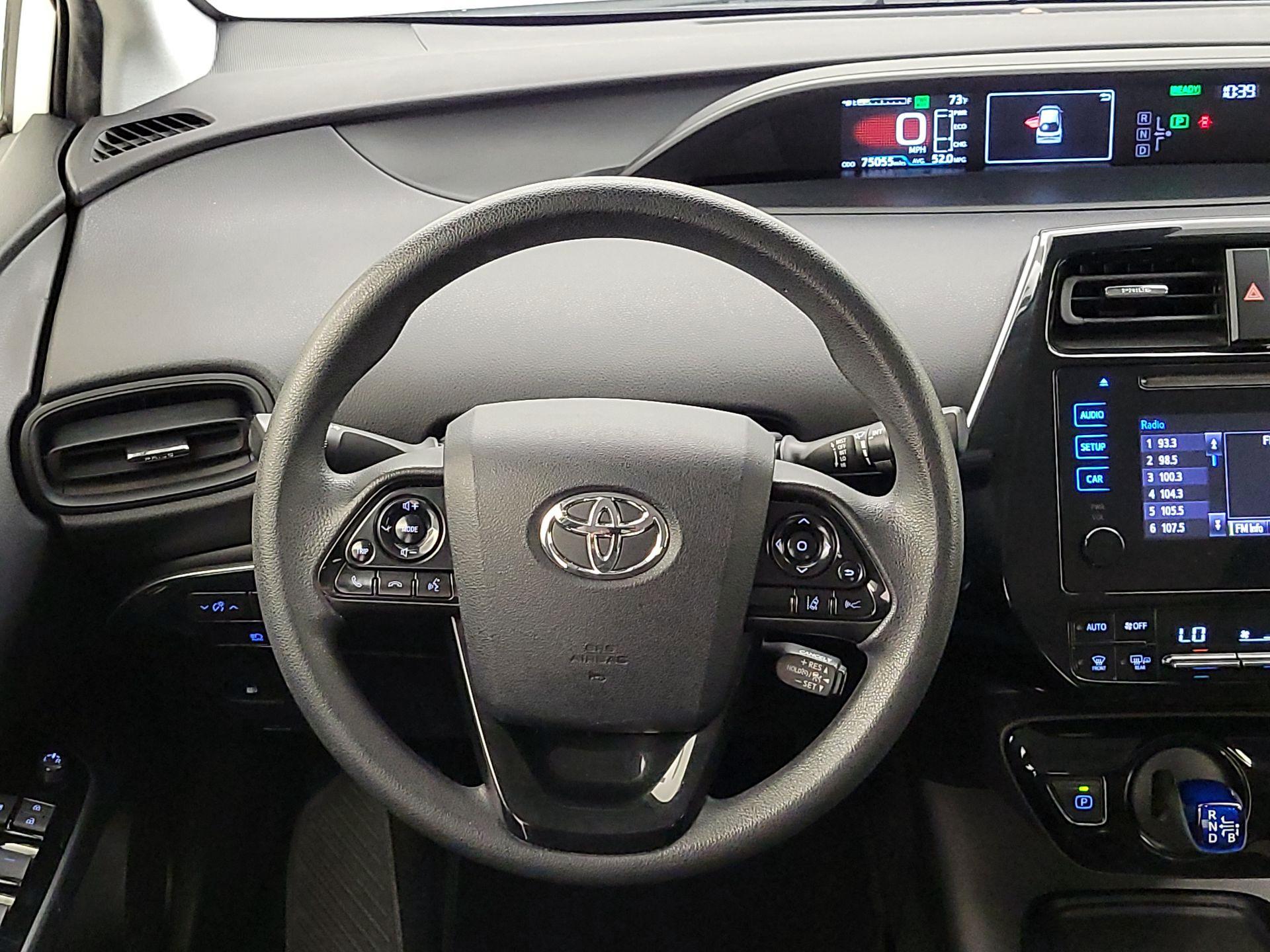 Thumbnail: 2019 Toyota Prius - 10