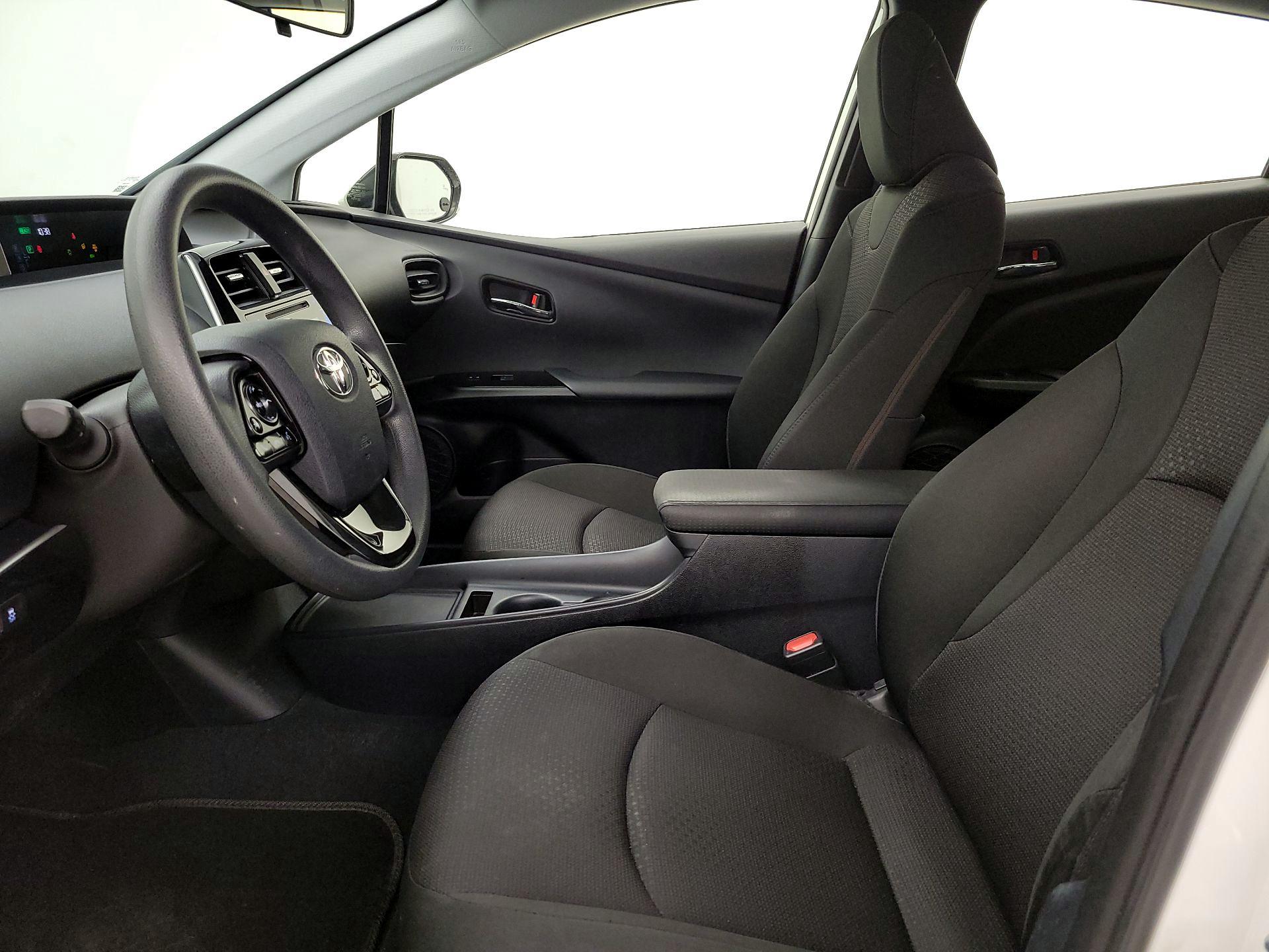 Thumbnail: 2019 Toyota Prius - 11