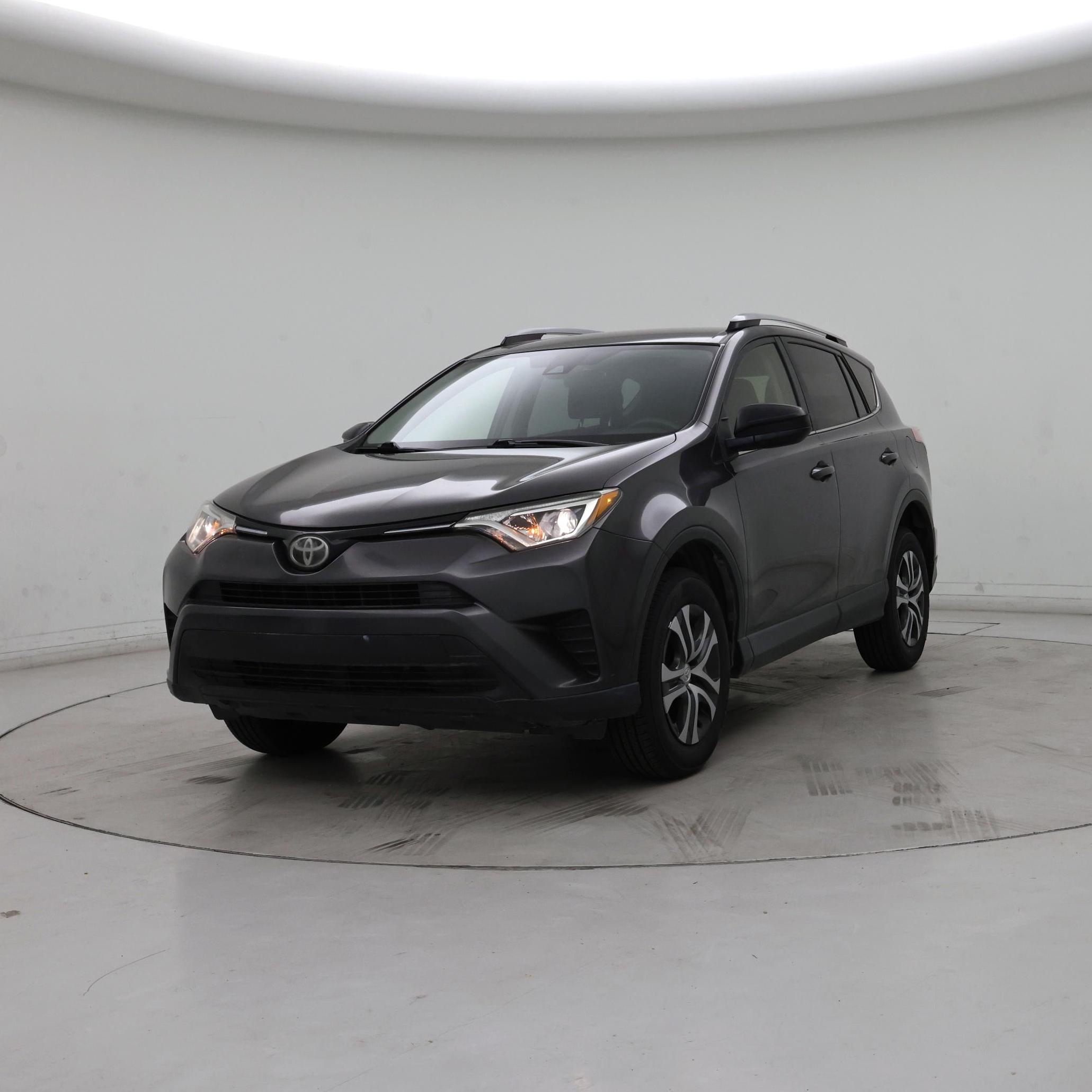 Thumbnail: 2018 Toyota RAV4 - 4