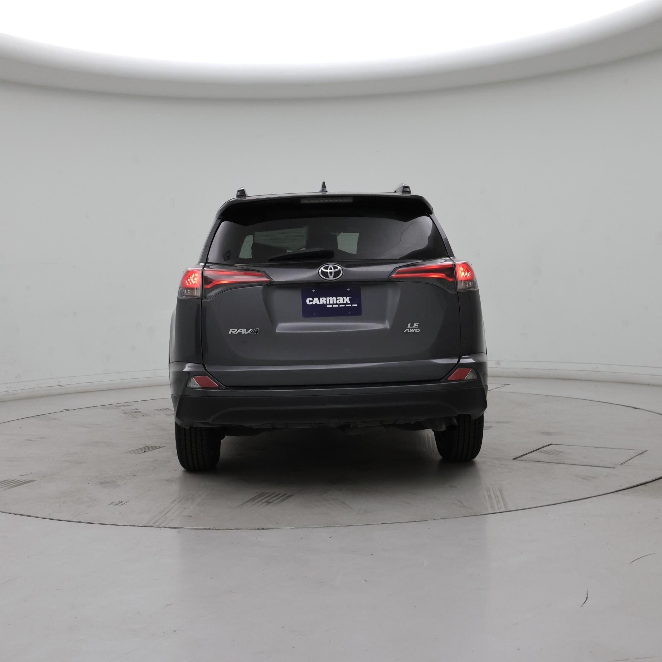 Thumbnail: 2018 Toyota RAV4 - 6