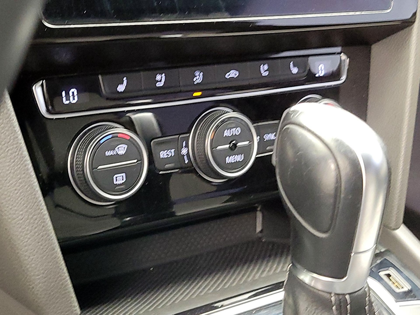 2019 Volkswagen Arteon SEL Premium - Photo 15