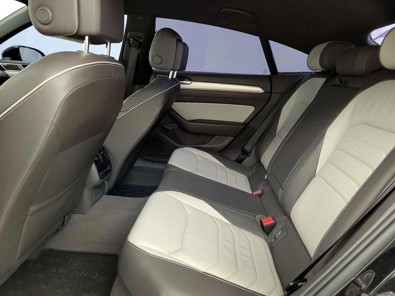 2019 Volkswagen Arteon SEL Premium - Photo 18