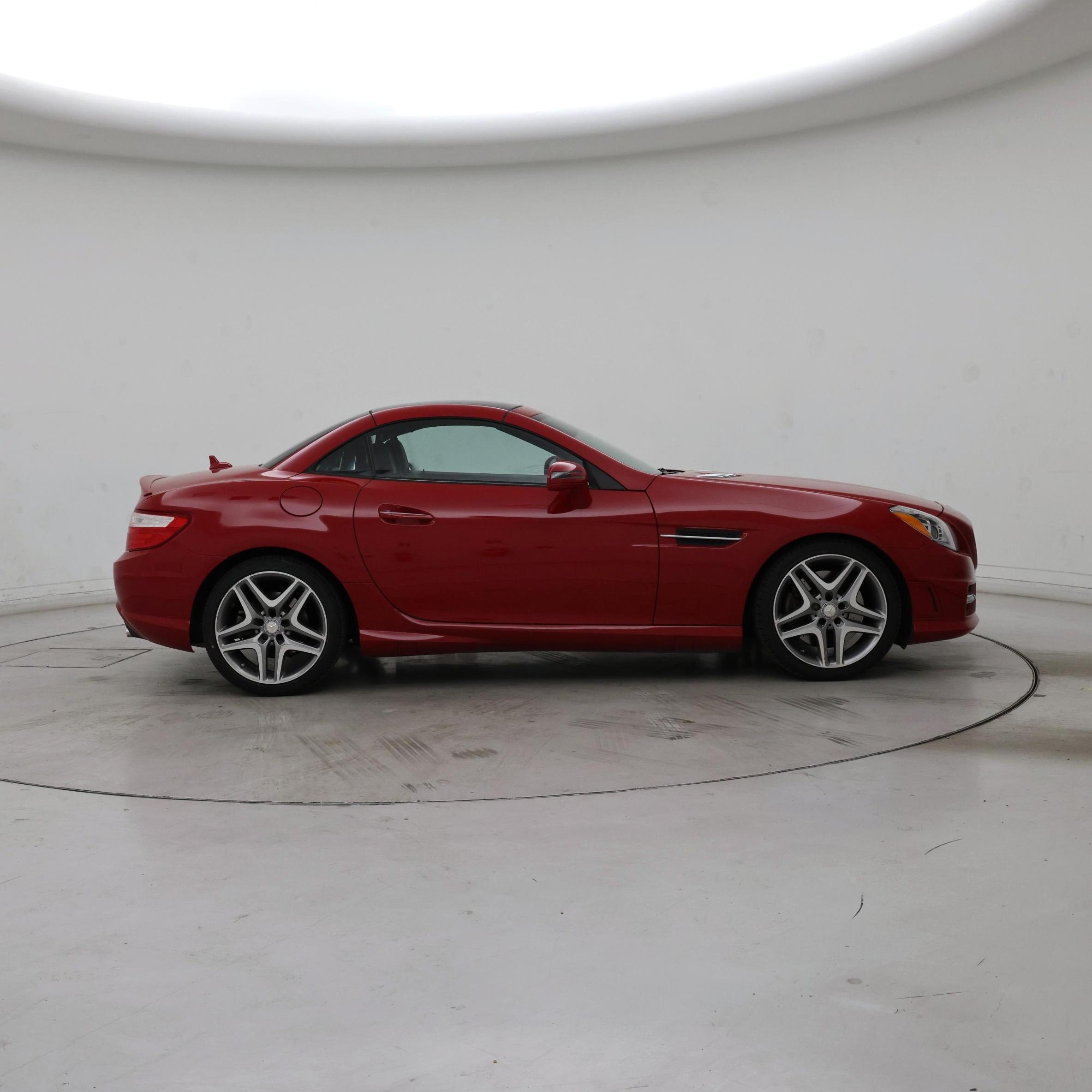 Thumbnail: 2016 Mercedes-Benz SLK - 7