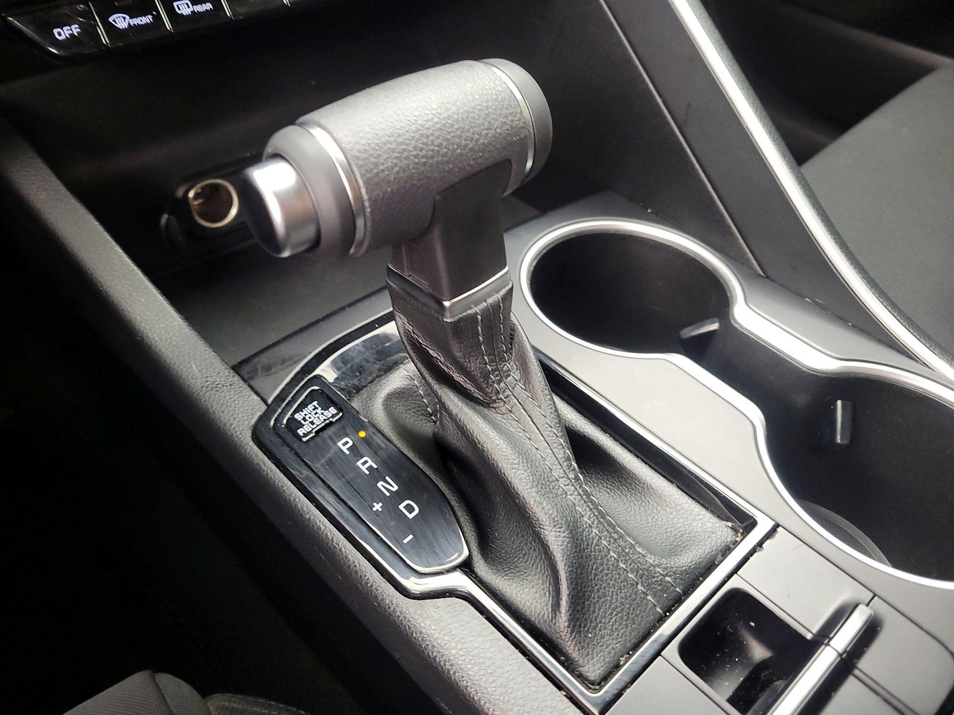 Thumbnail: 2022 Kia K5 - 15
