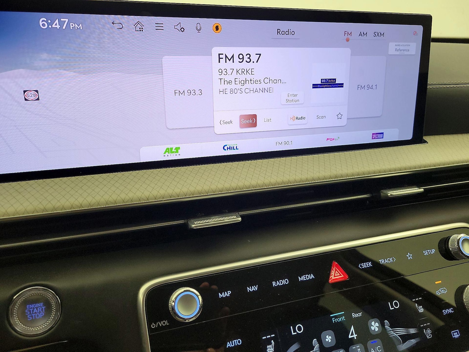 2025 GENESIS GV80 Prestige - Photo 17