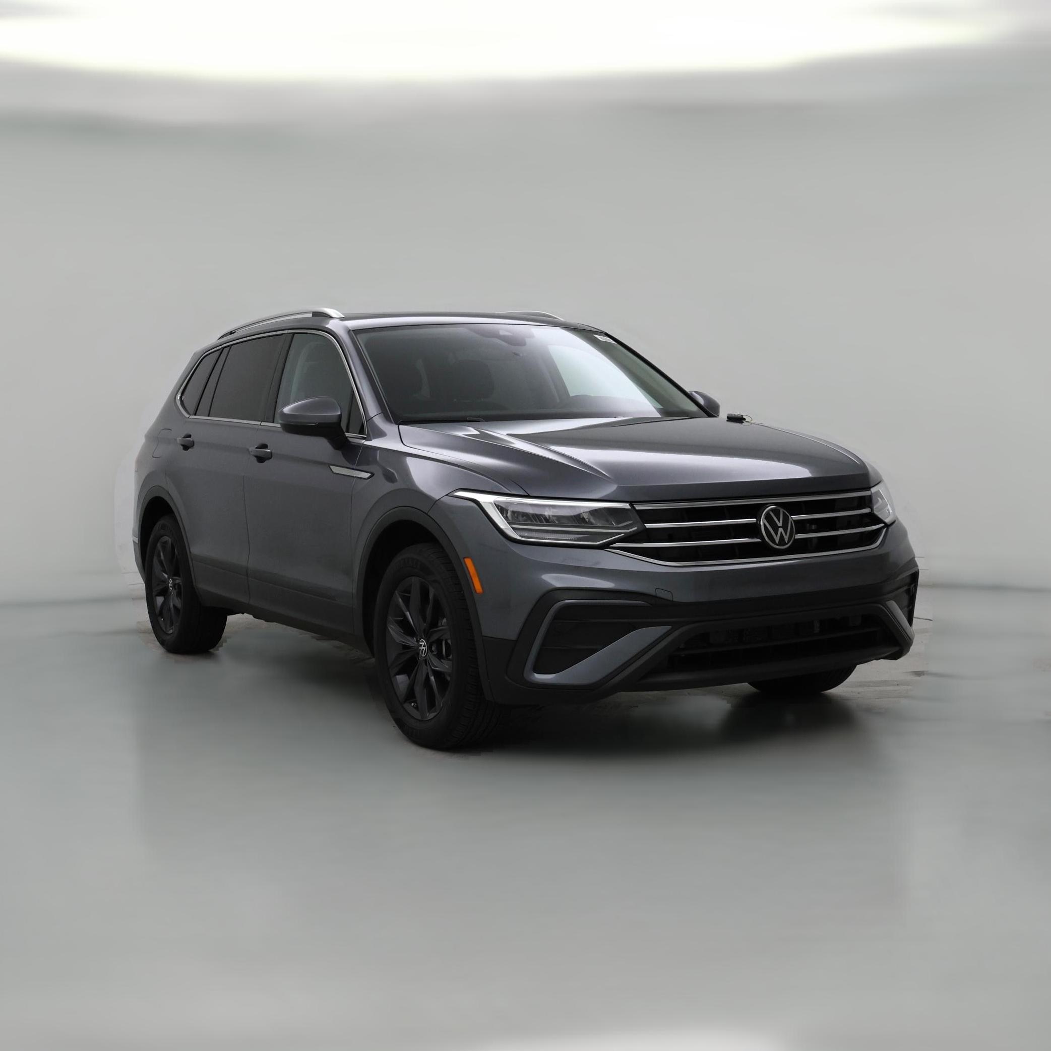 Thumbnail: 2022 Volkswagen Tiguan - 1