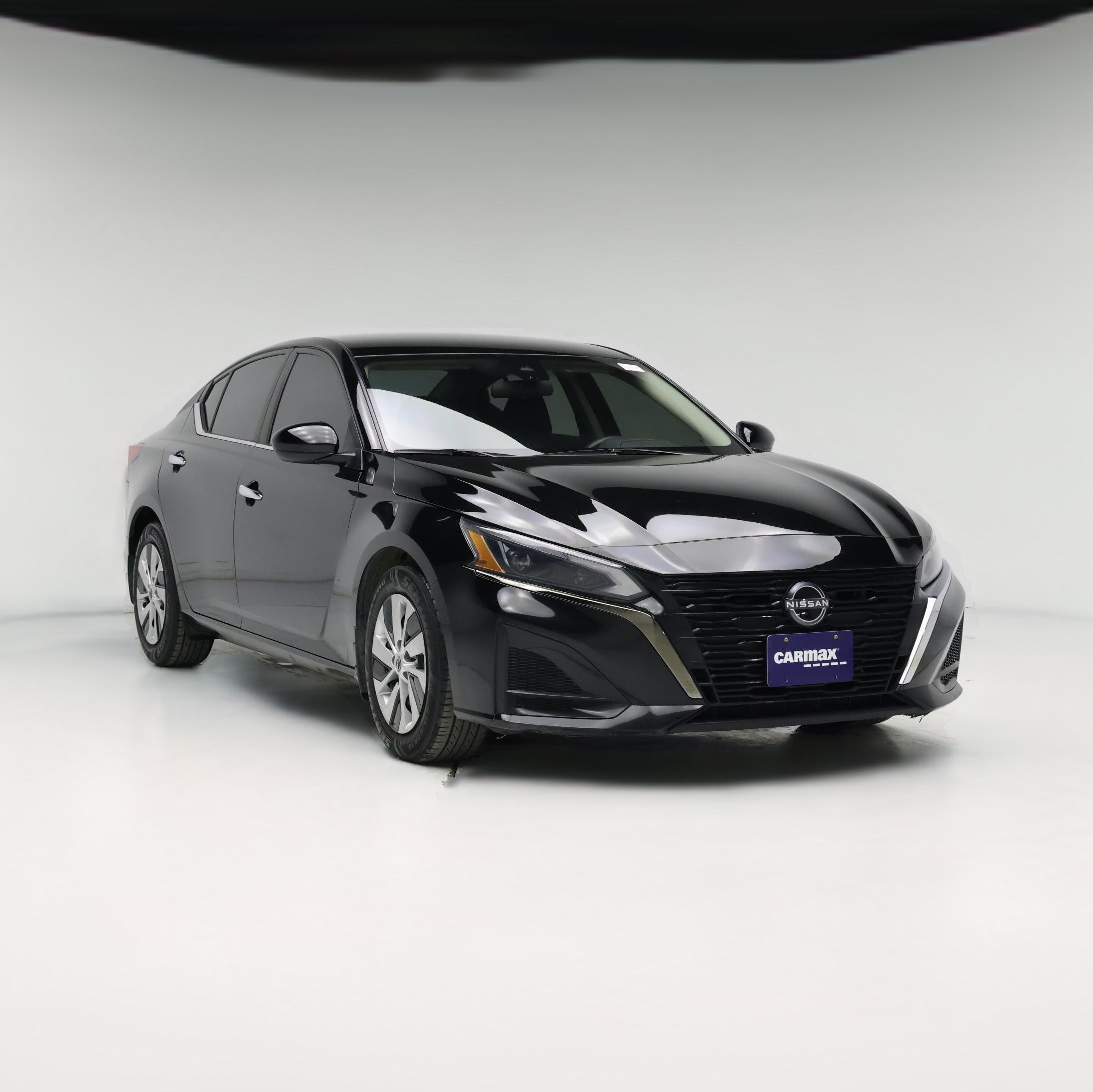 Thumbnail: 2023 Nissan Altima - 1