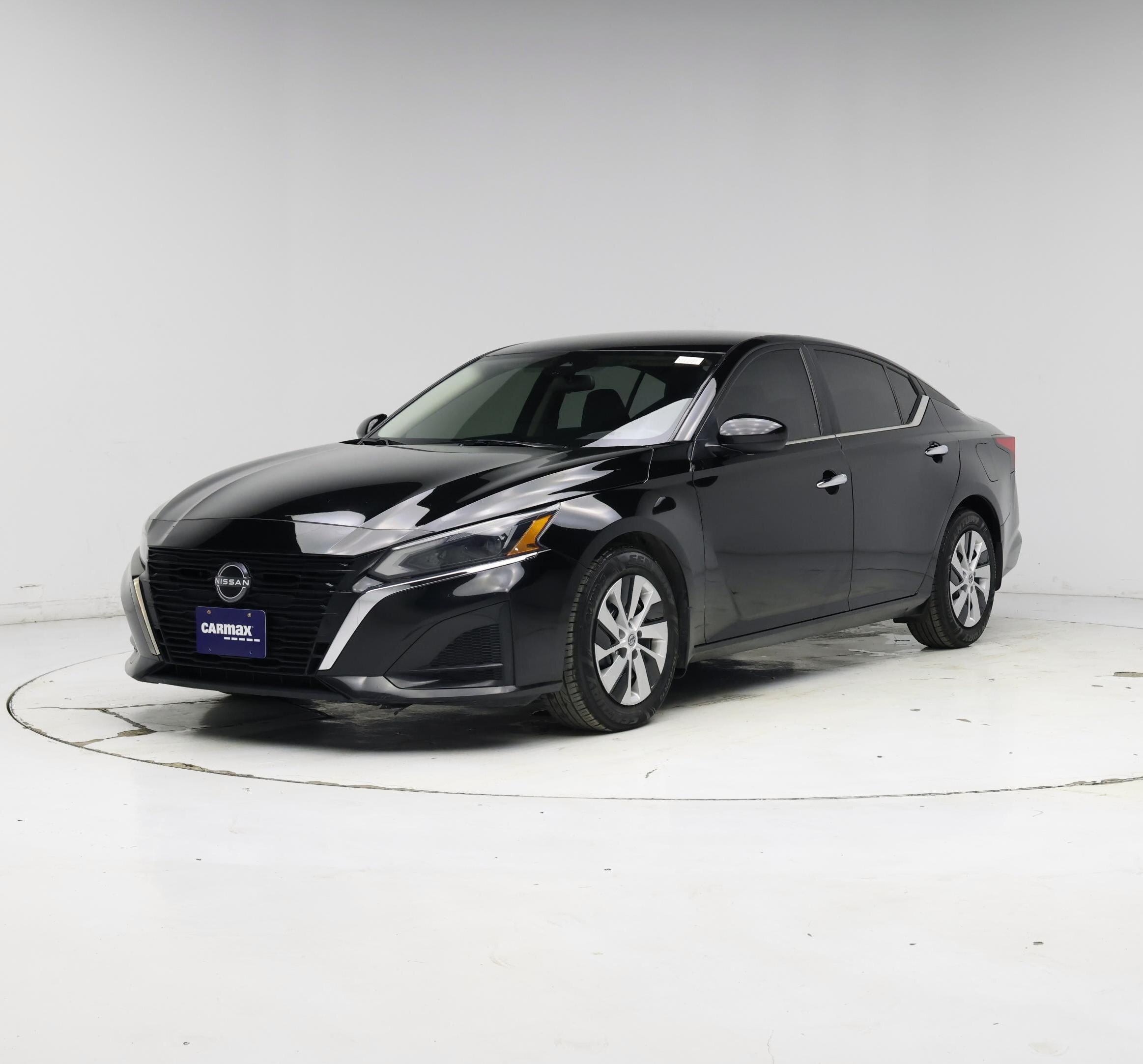 Thumbnail: 2023 Nissan Altima - 4