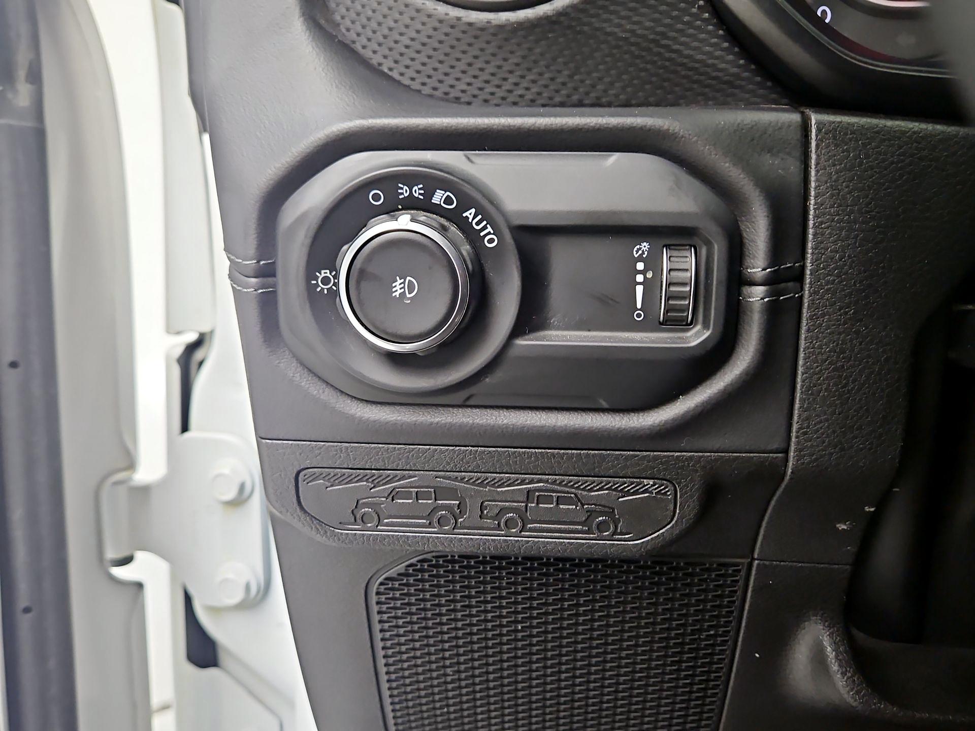 Thumbnail: 2025 Jeep Wrangler - 13