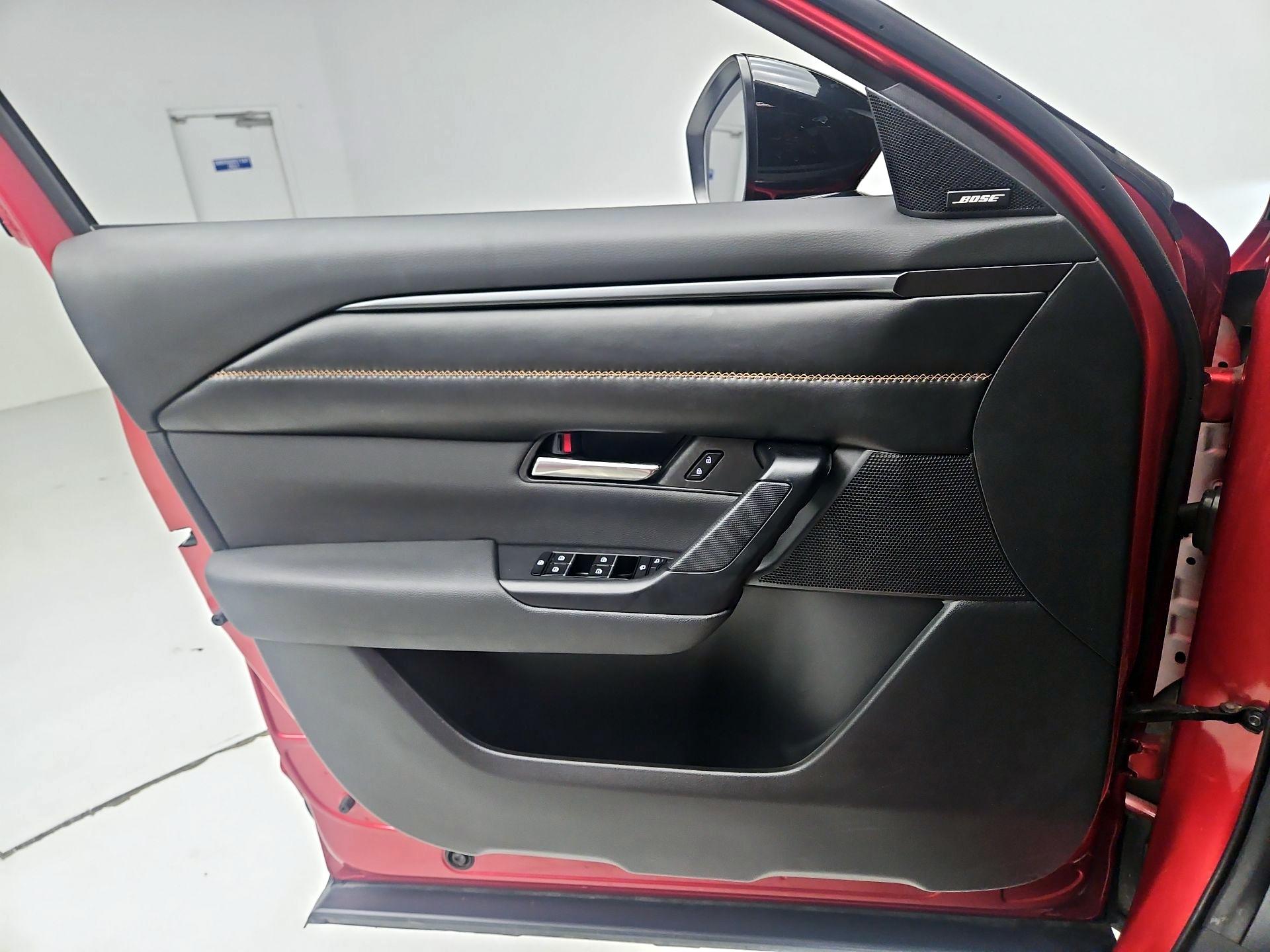 Thumbnail: 2025 Mazda CX-50 - 12