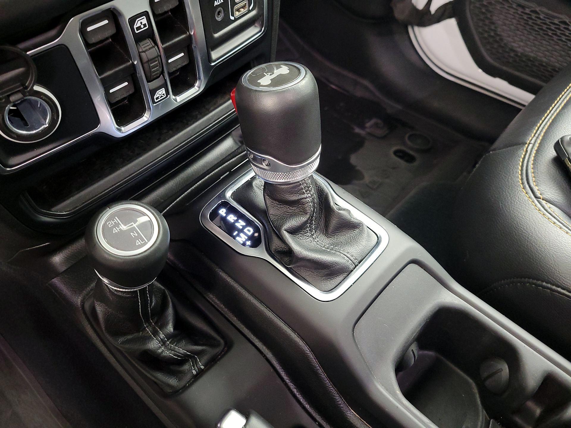 Thumbnail: 2024 Jeep Wrangler - 17