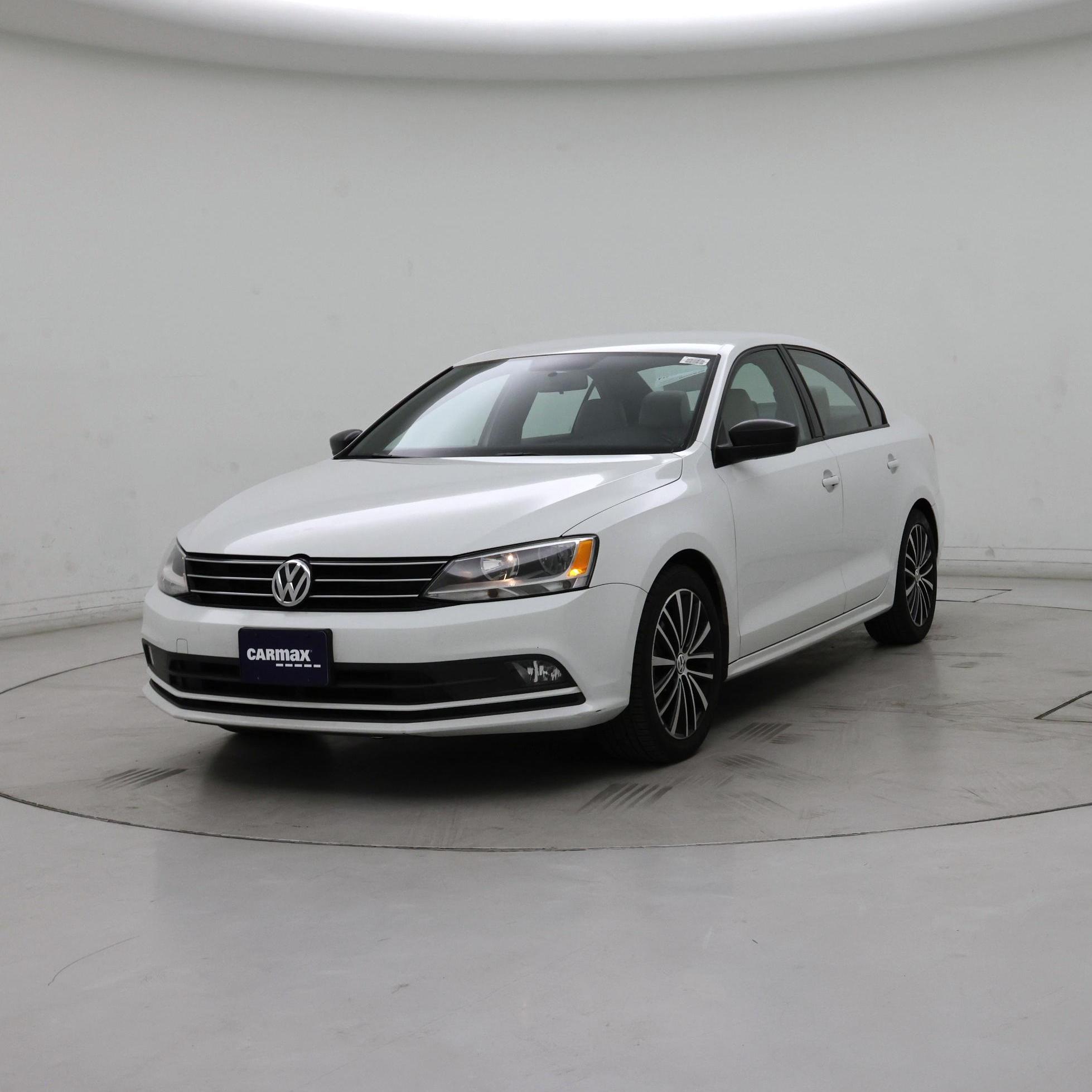 Thumbnail: 2016 Volkswagen Jetta - 4