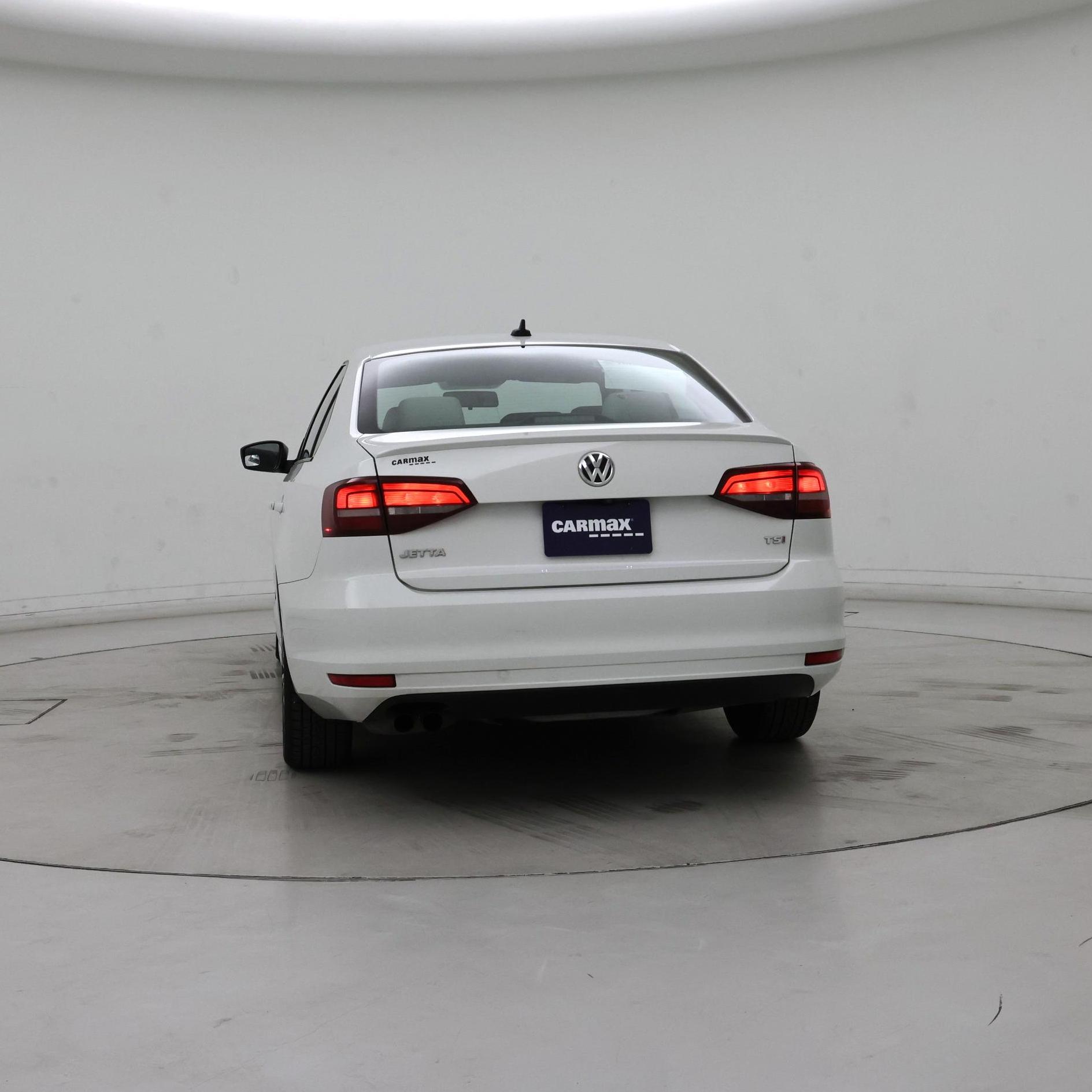 Thumbnail: 2016 Volkswagen Jetta - 6