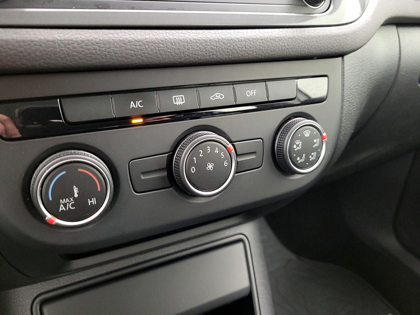 2017 Volkswagen Tiguan Limited Base - Photo 17