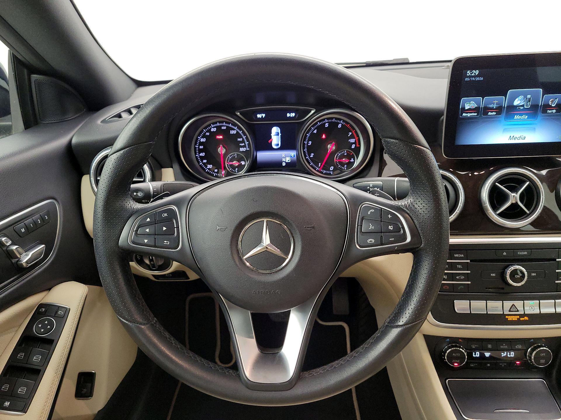 Thumbnail: 2017 Mercedes-Benz CLA - 10