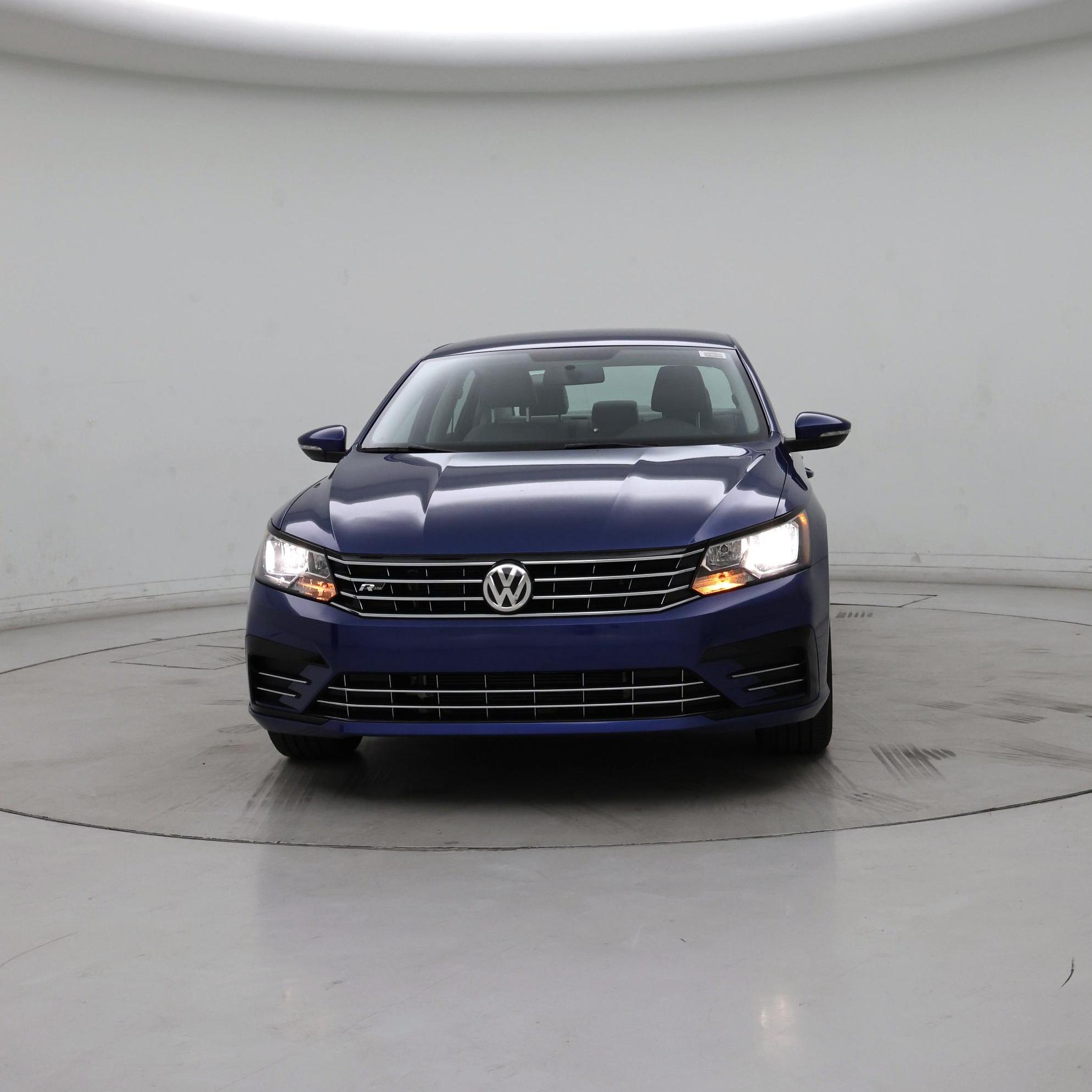 Thumbnail: 2017 Volkswagen Passat - 5