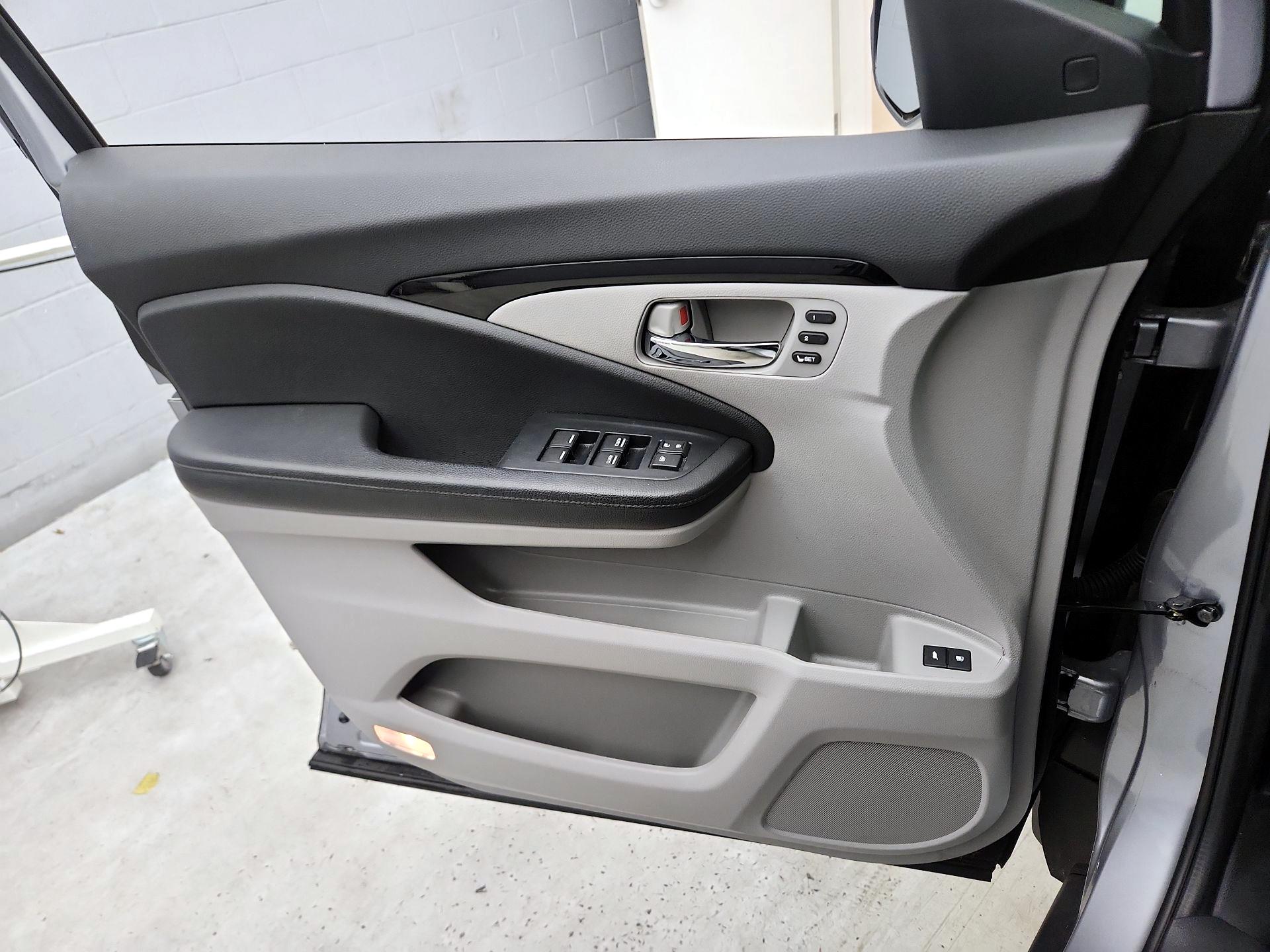 Thumbnail: 2022 Honda Pilot - 12