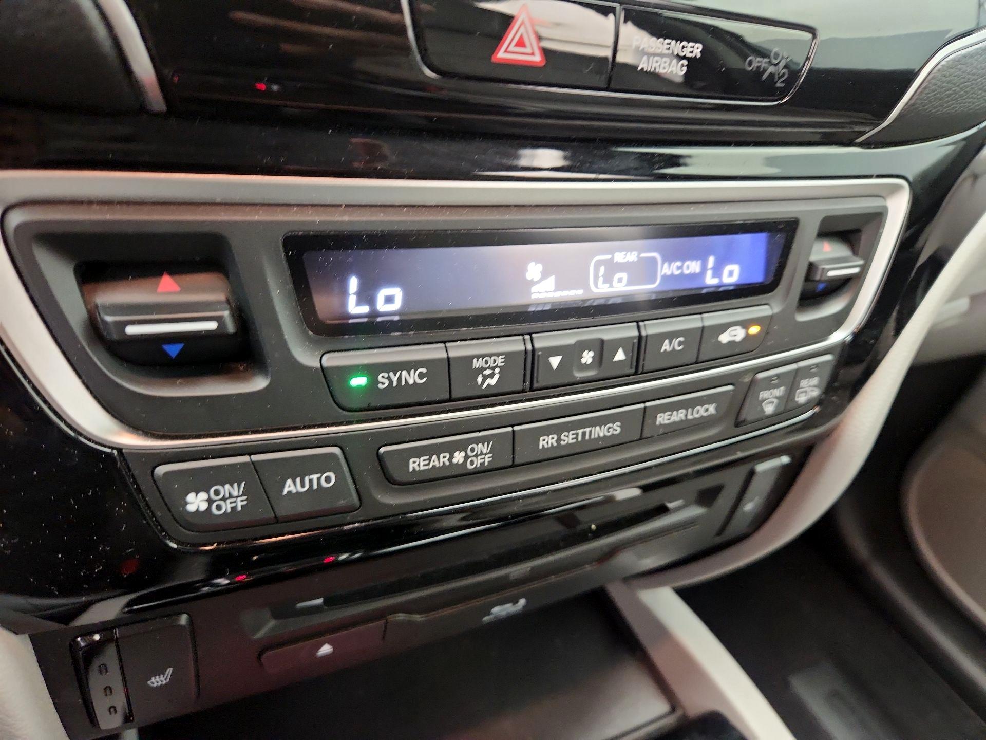 Thumbnail: 2022 Honda Pilot - 17