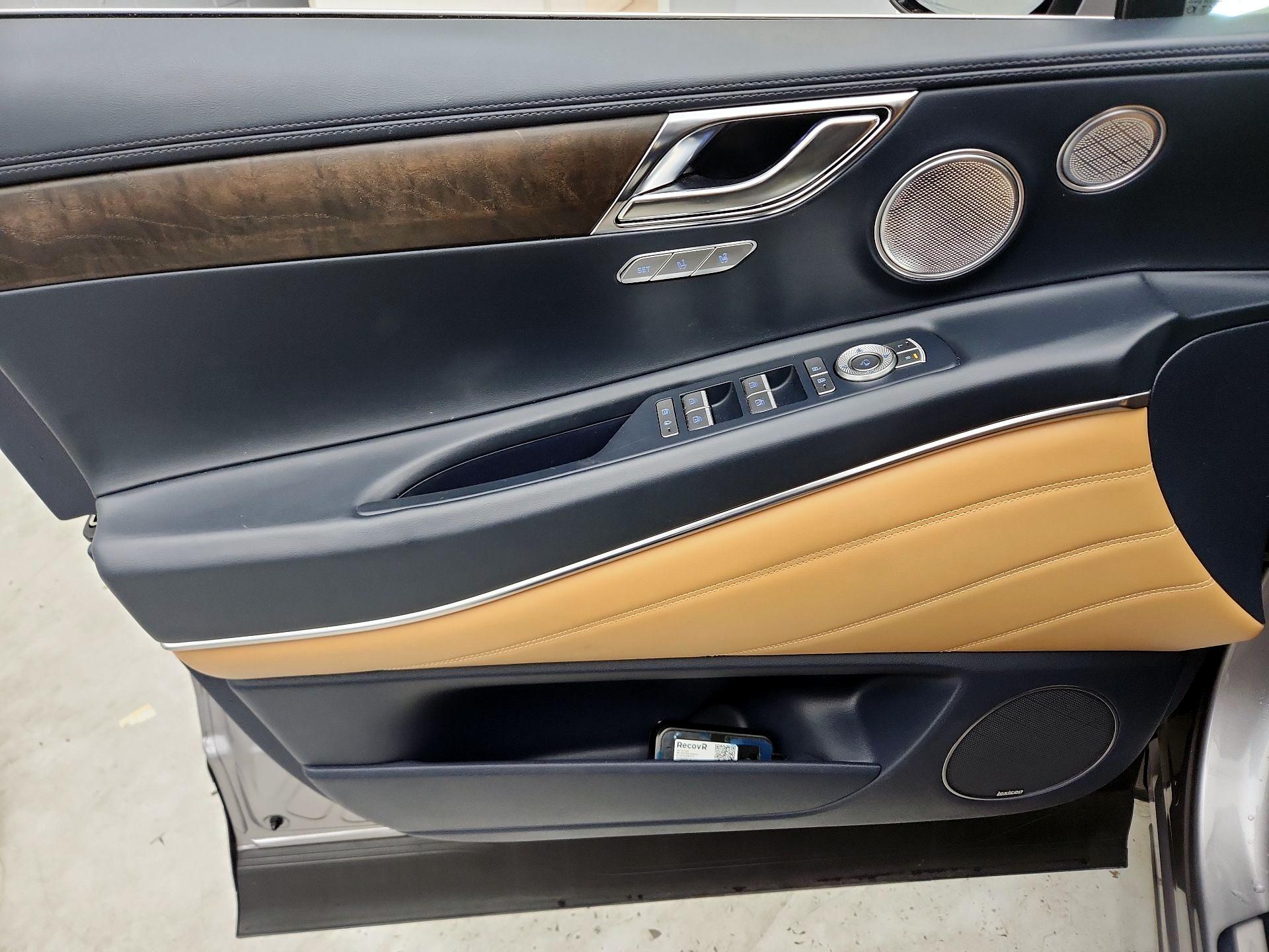 Thumbnail: 2022 Genesis GV80 - 12