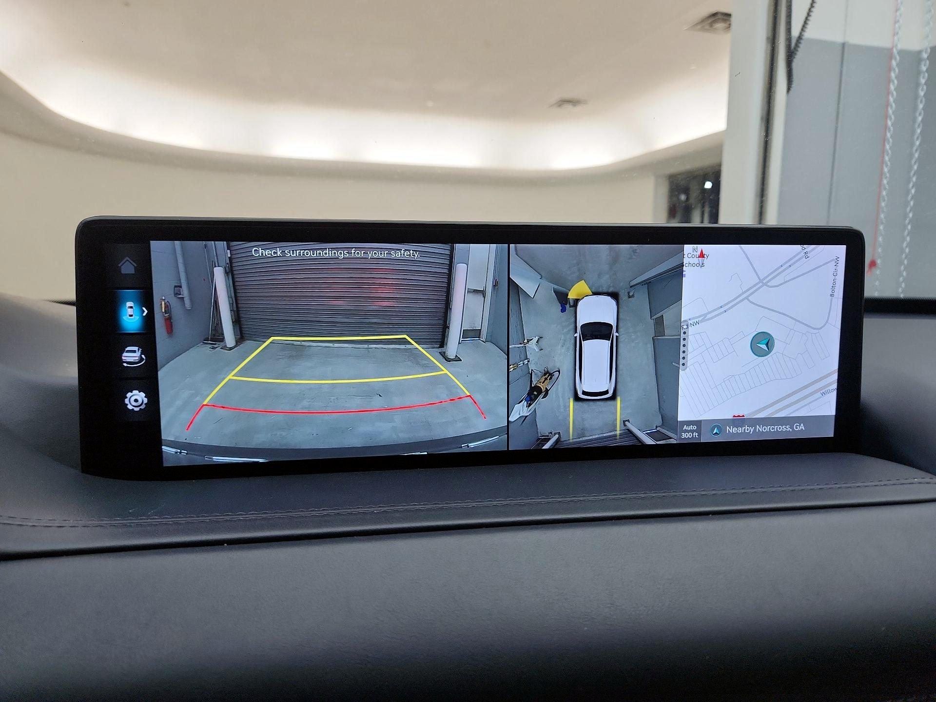 Thumbnail: 2022 Genesis GV80 - 15