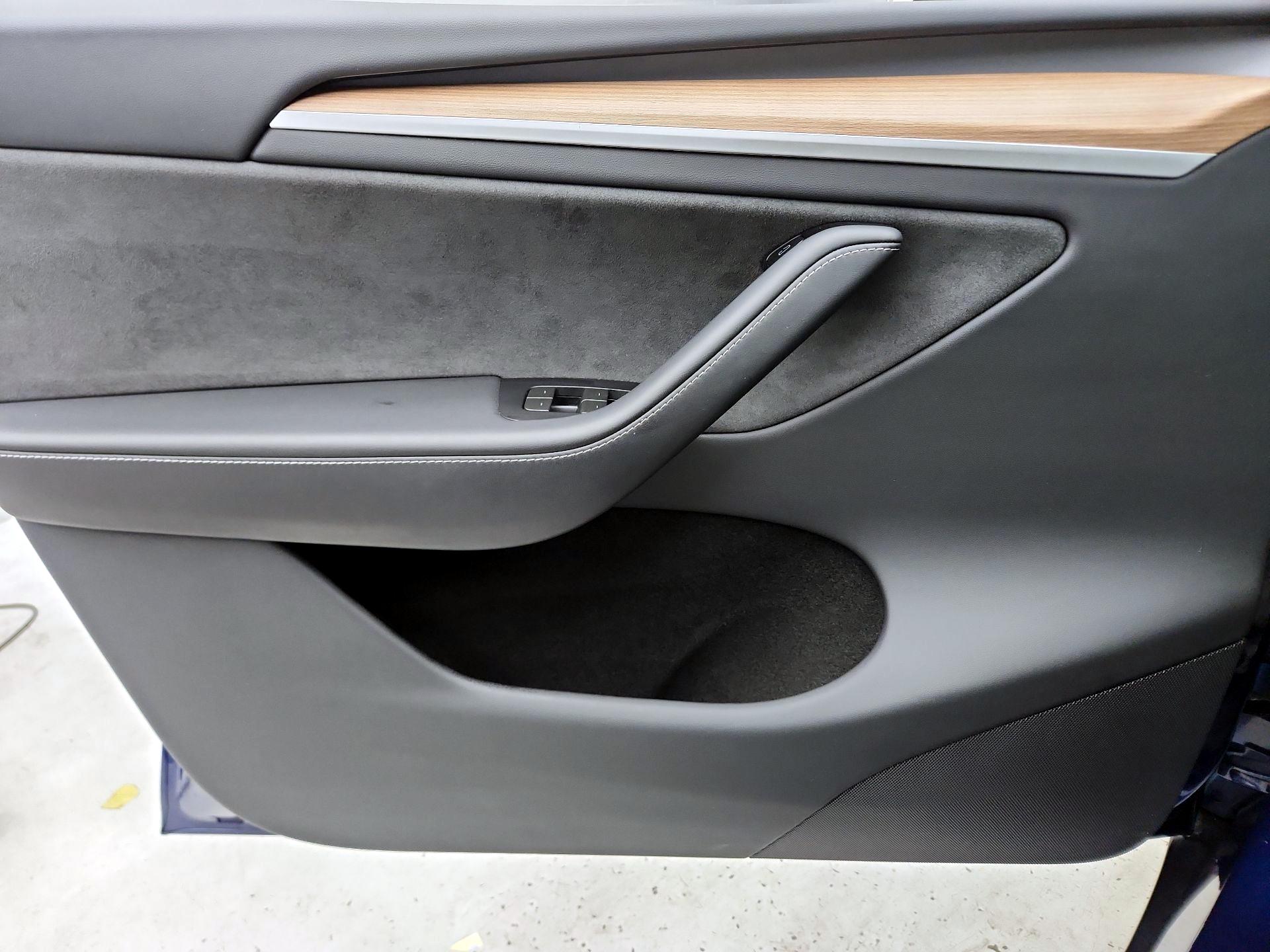 Thumbnail: 2024 Tesla Model Y - 12