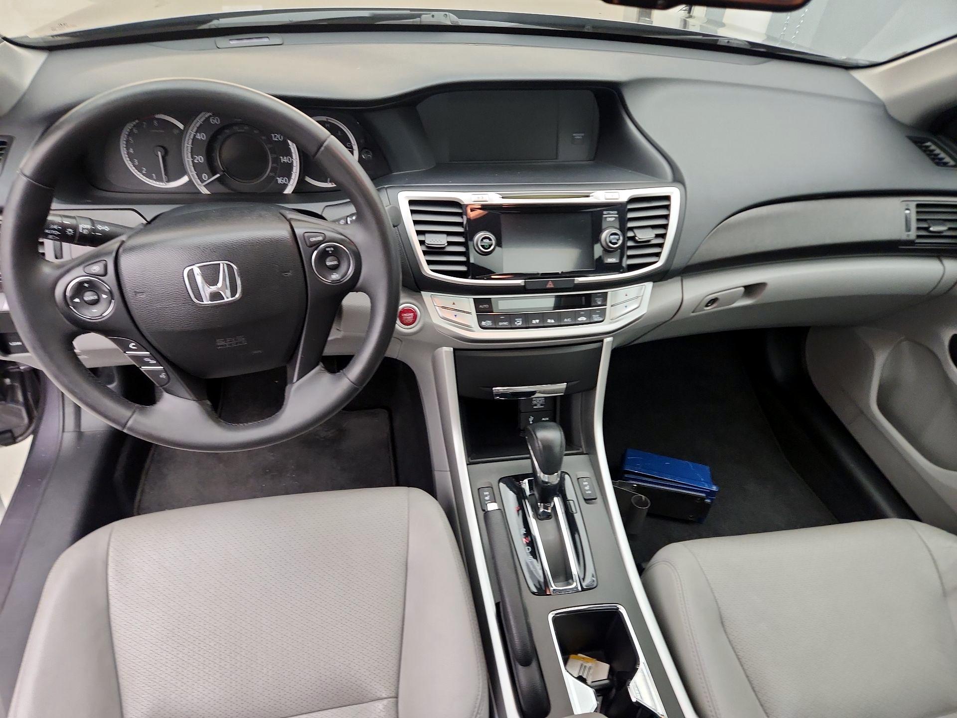 Thumbnail: 2015 Honda Accord - 9