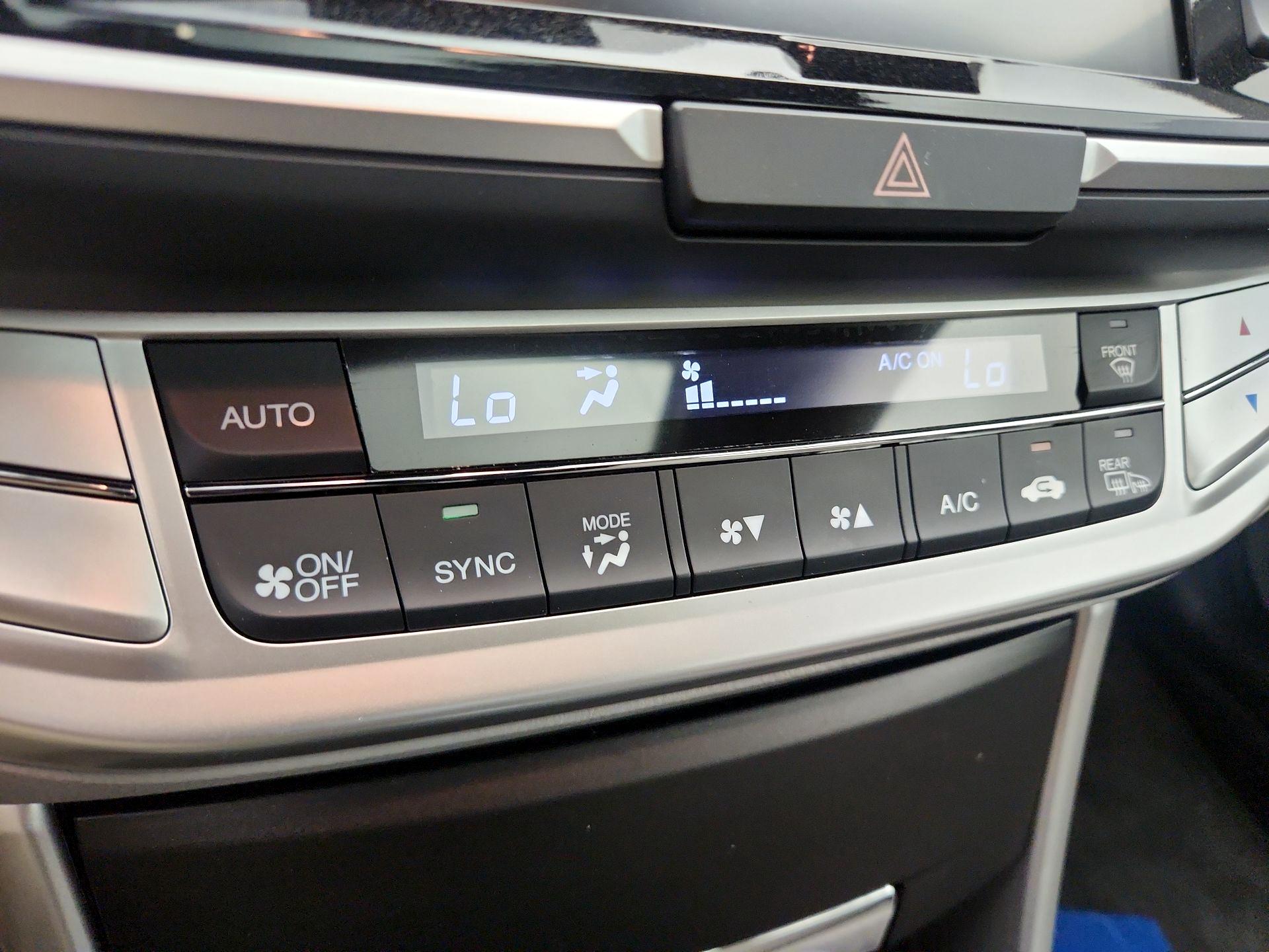 Thumbnail: 2015 Honda Accord - 16