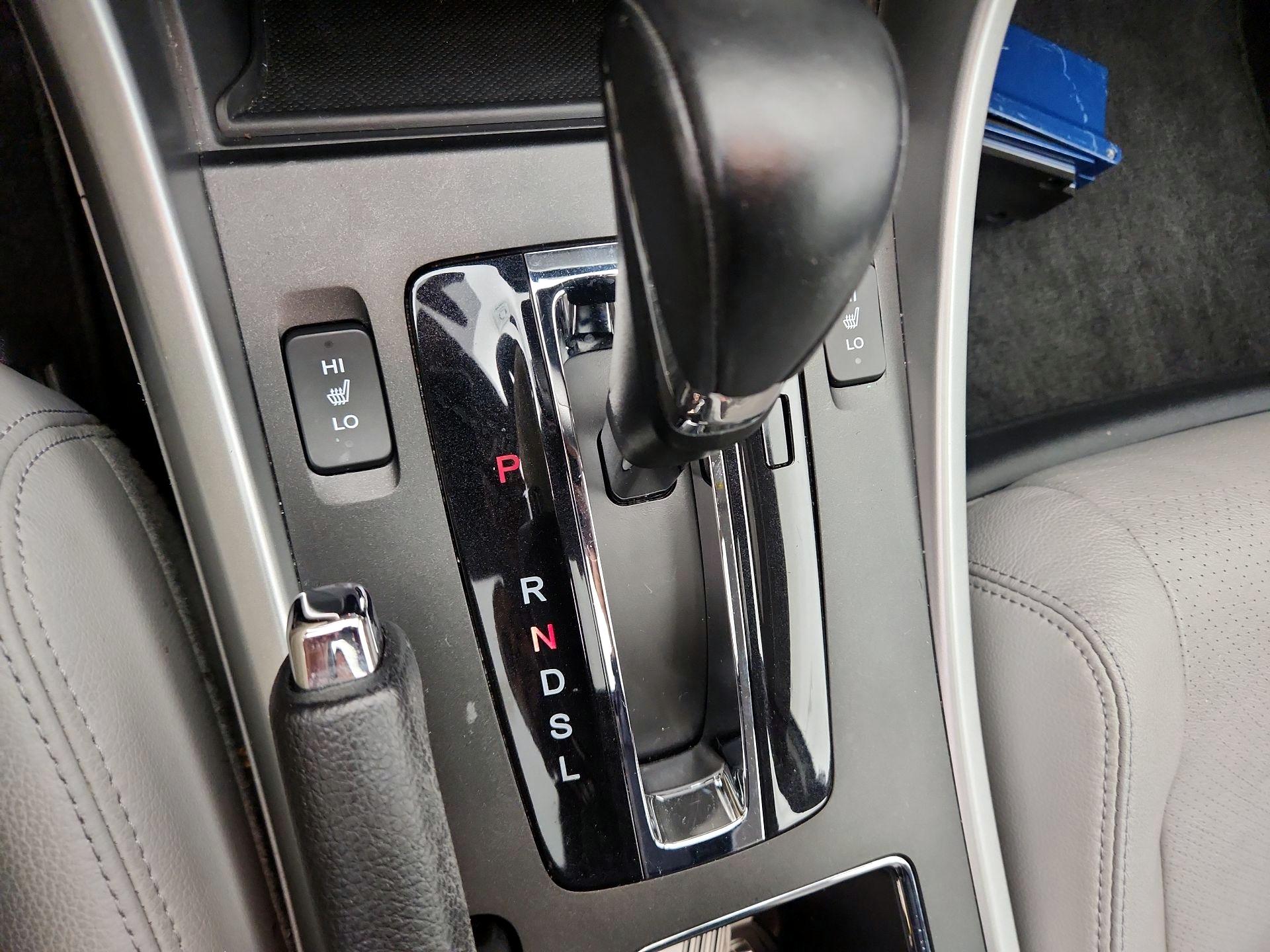 Thumbnail: 2015 Honda Accord - 17