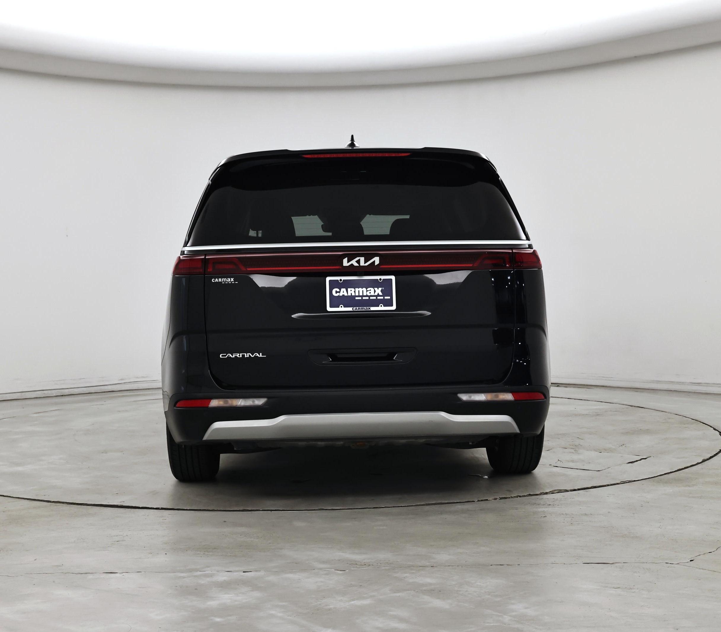 Thumbnail: 2023 Kia Carnival - 6