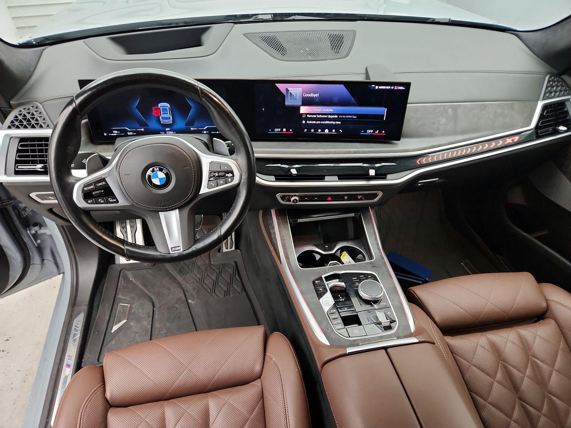 Thumbnail: 2024 BMW X7 - 9