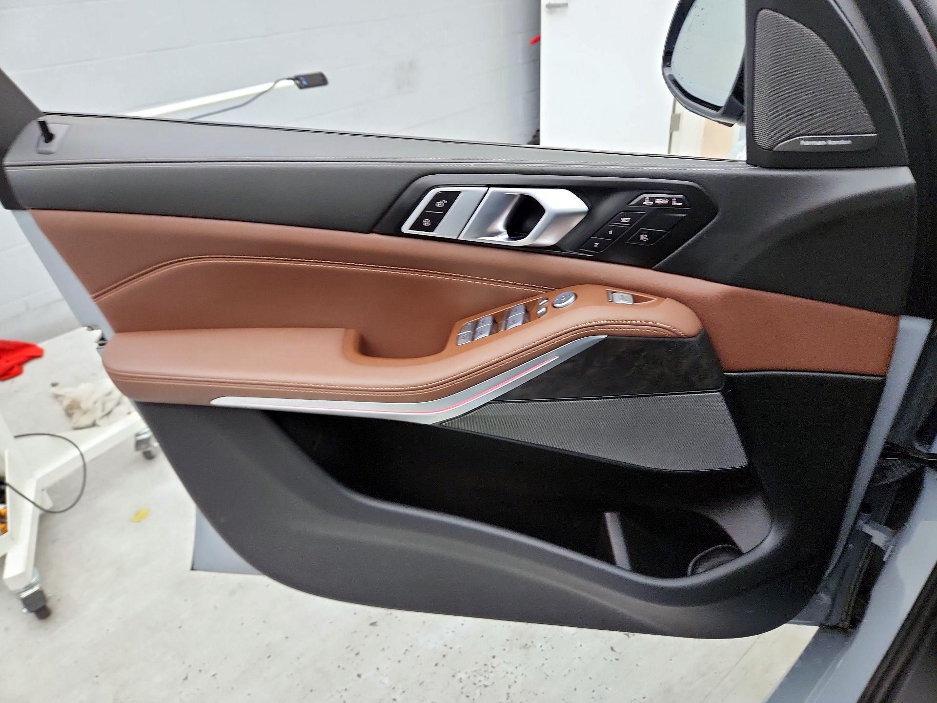 Thumbnail: 2024 BMW X7 - 12