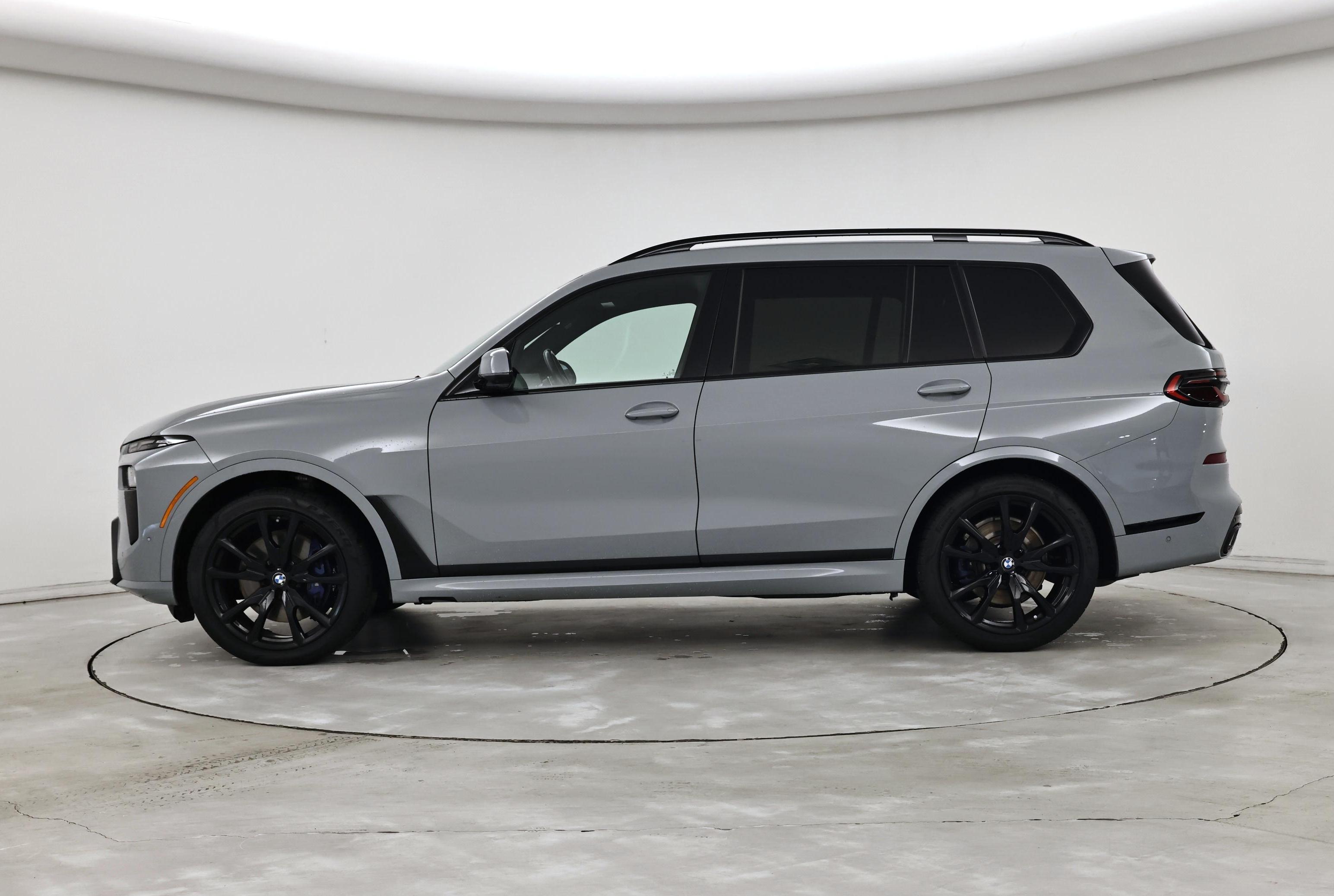 Thumbnail: 2024 BMW X7 - 3