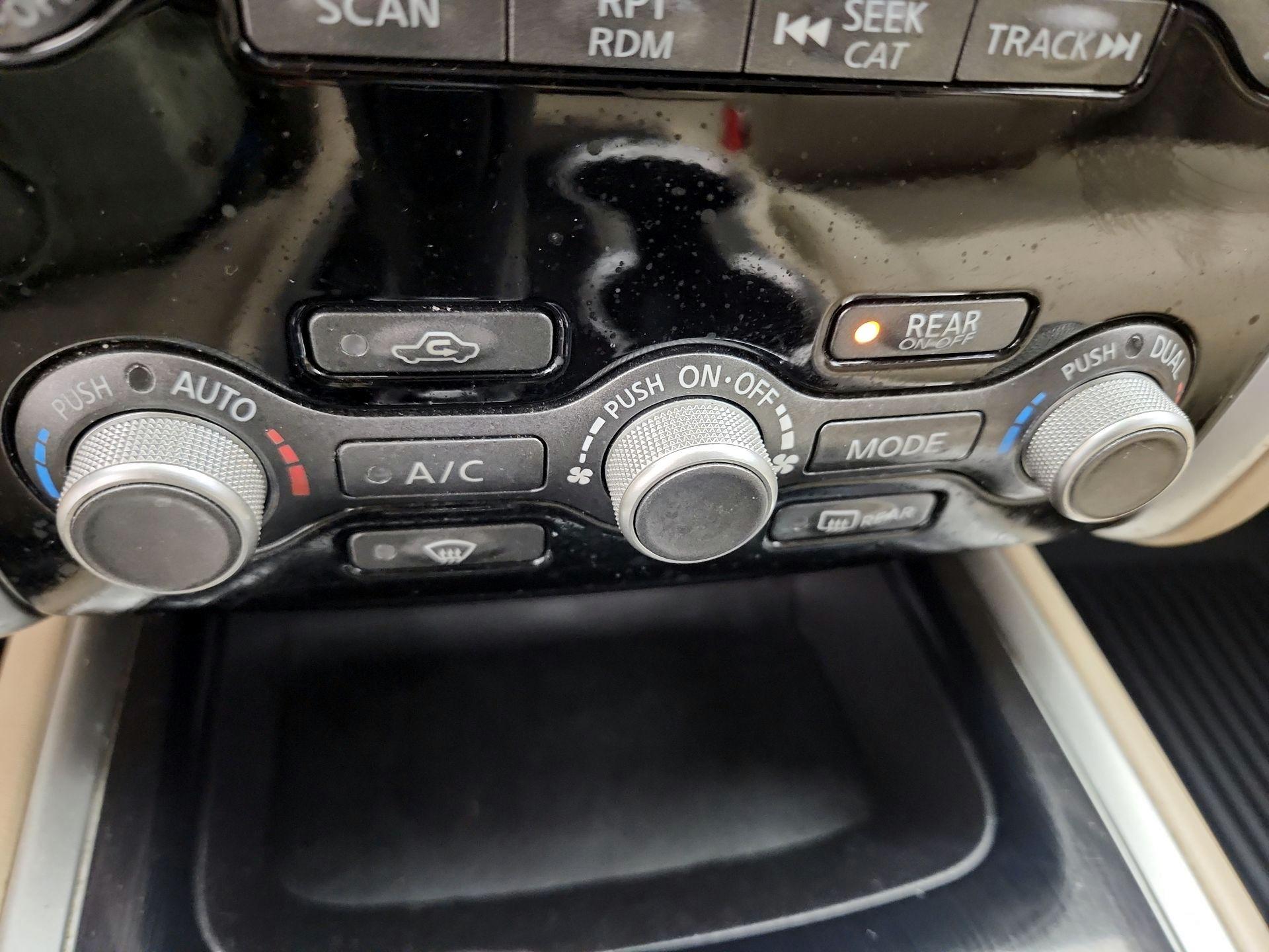 Thumbnail: 2017 Nissan Pathfinder - 16