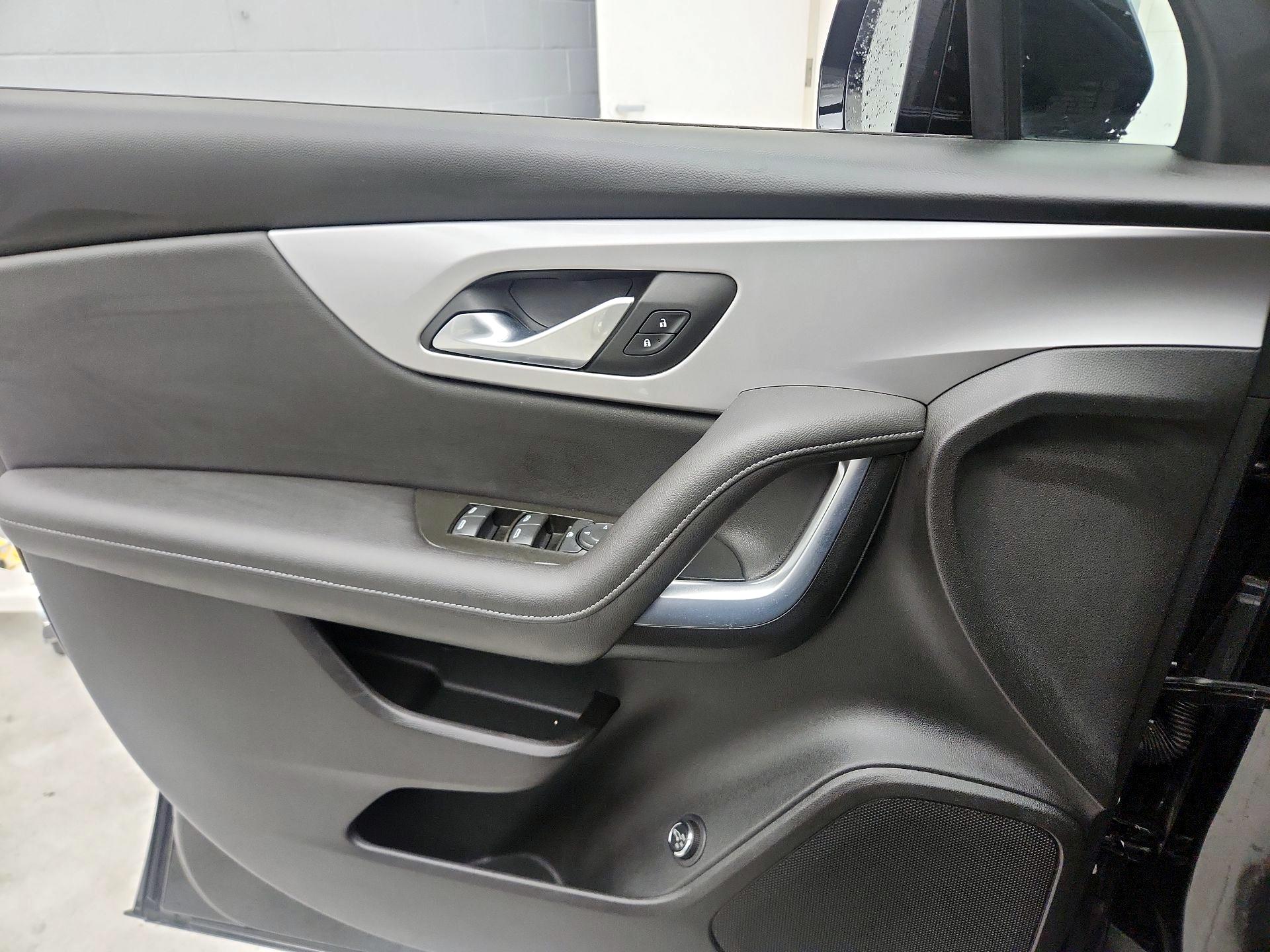 Thumbnail: 2022 Chevrolet Blazer - 12