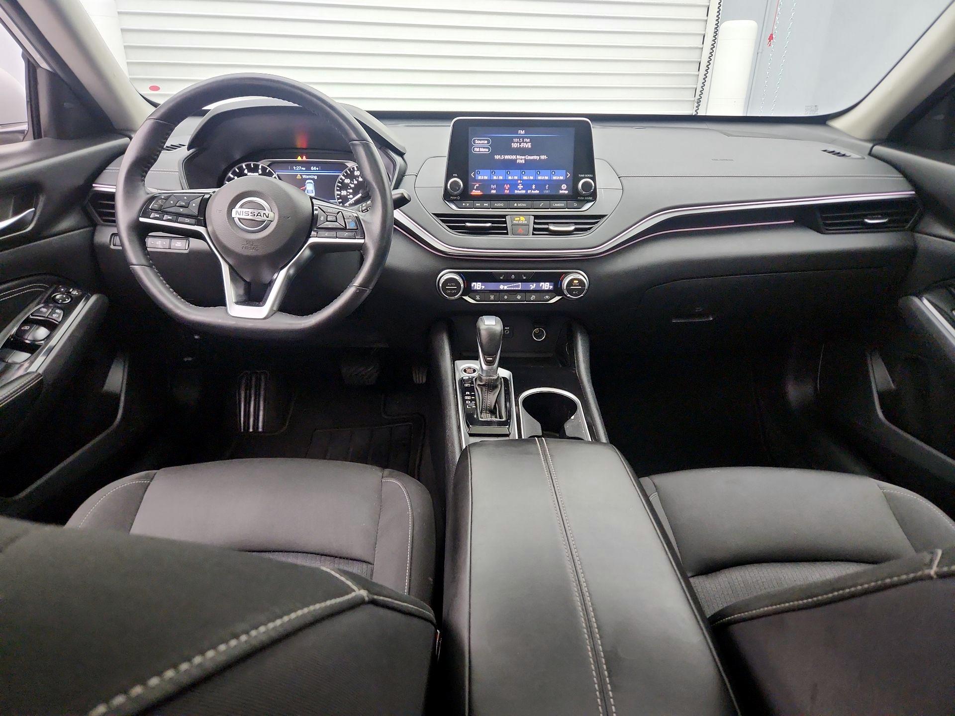 Thumbnail: 2020 Nissan Altima - 9