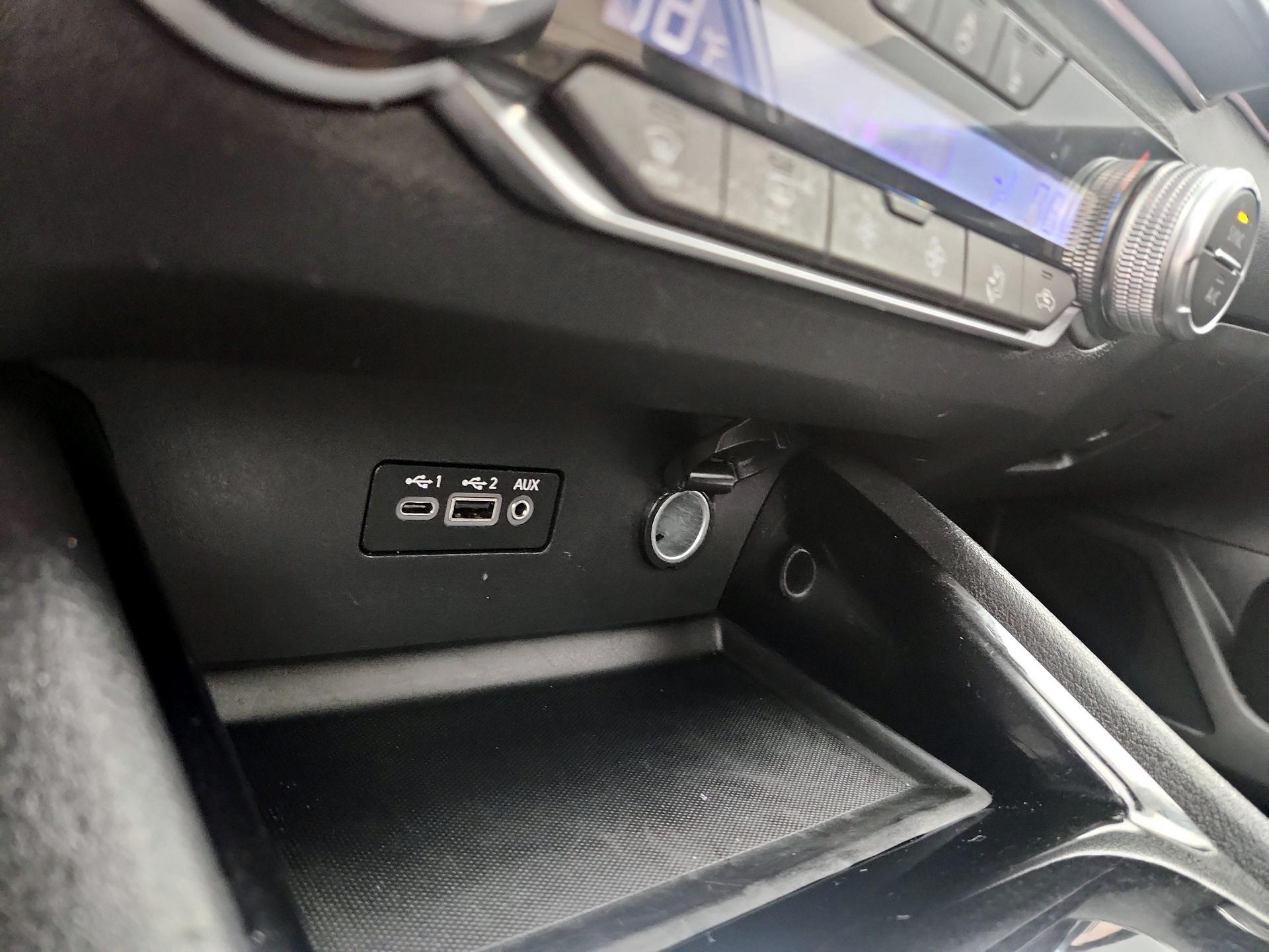 Thumbnail: 2020 Nissan Altima - 18