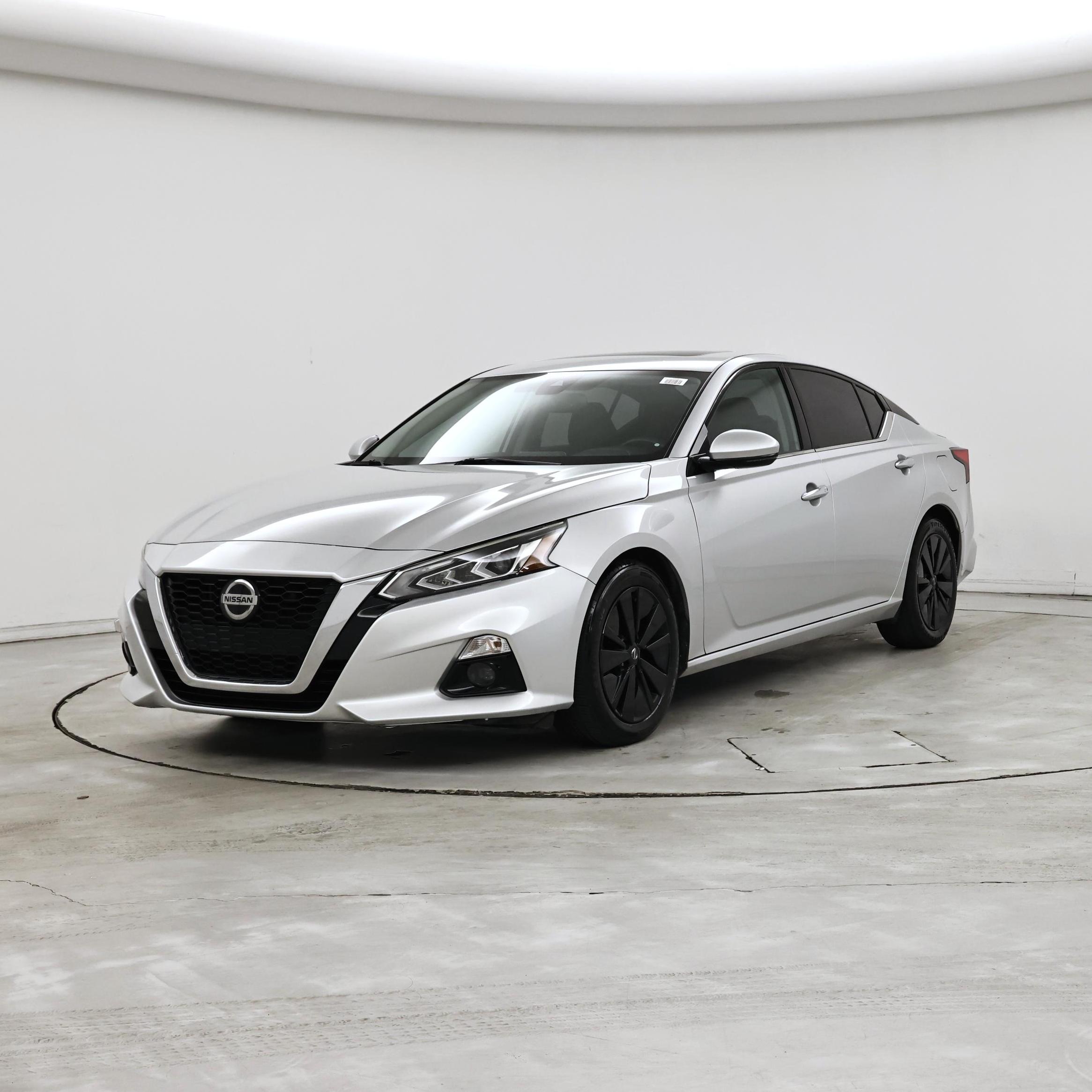 Thumbnail: 2020 Nissan Altima - 4