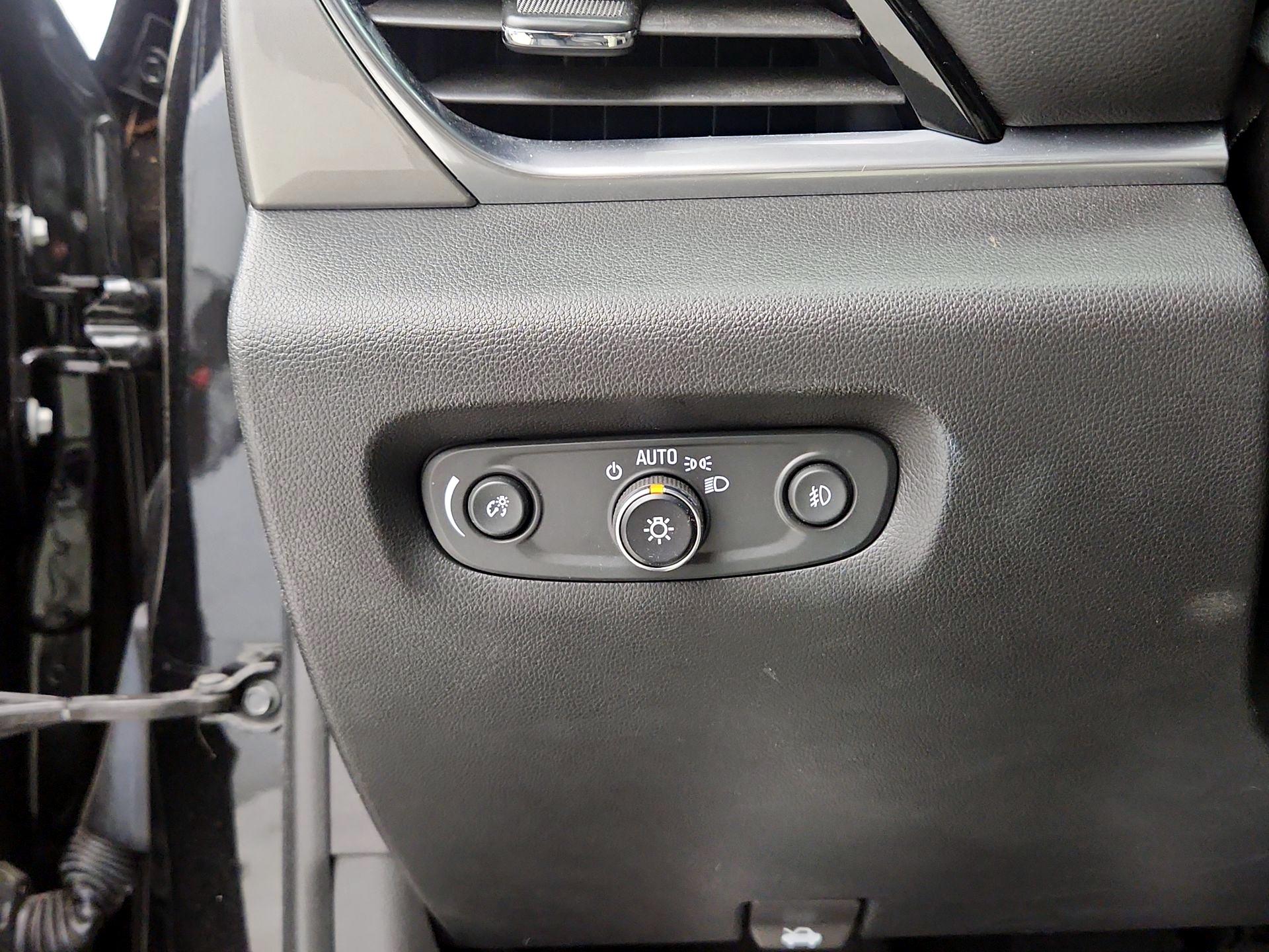 Thumbnail: 2019 Chevrolet Traverse - 13