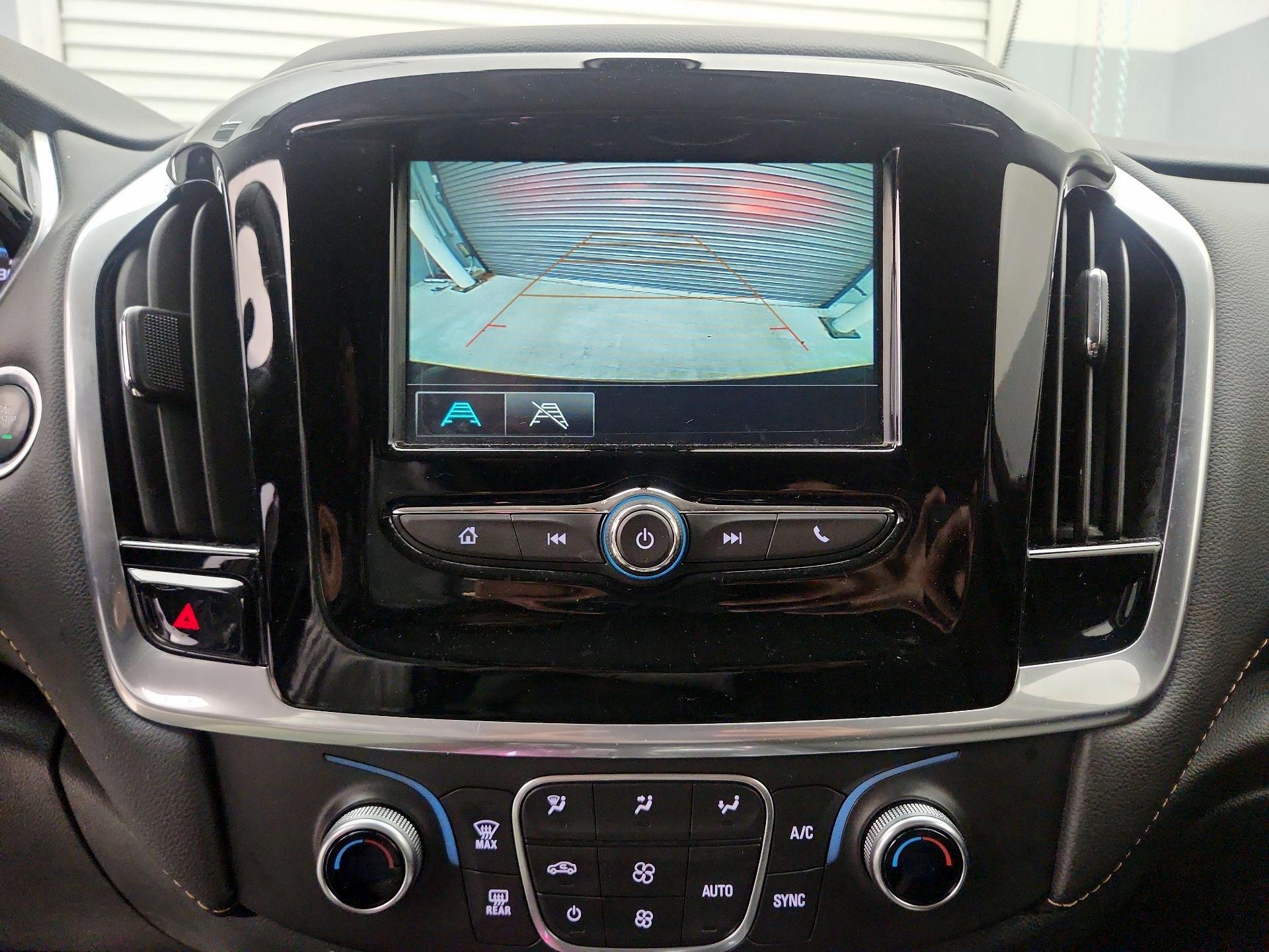 Thumbnail: 2019 Chevrolet Traverse - 14