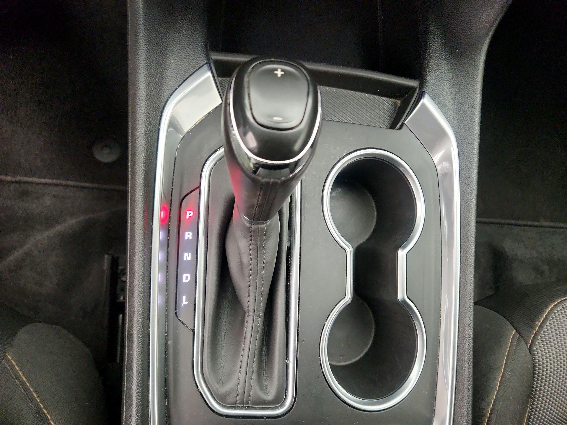 Thumbnail: 2019 Chevrolet Traverse - 17